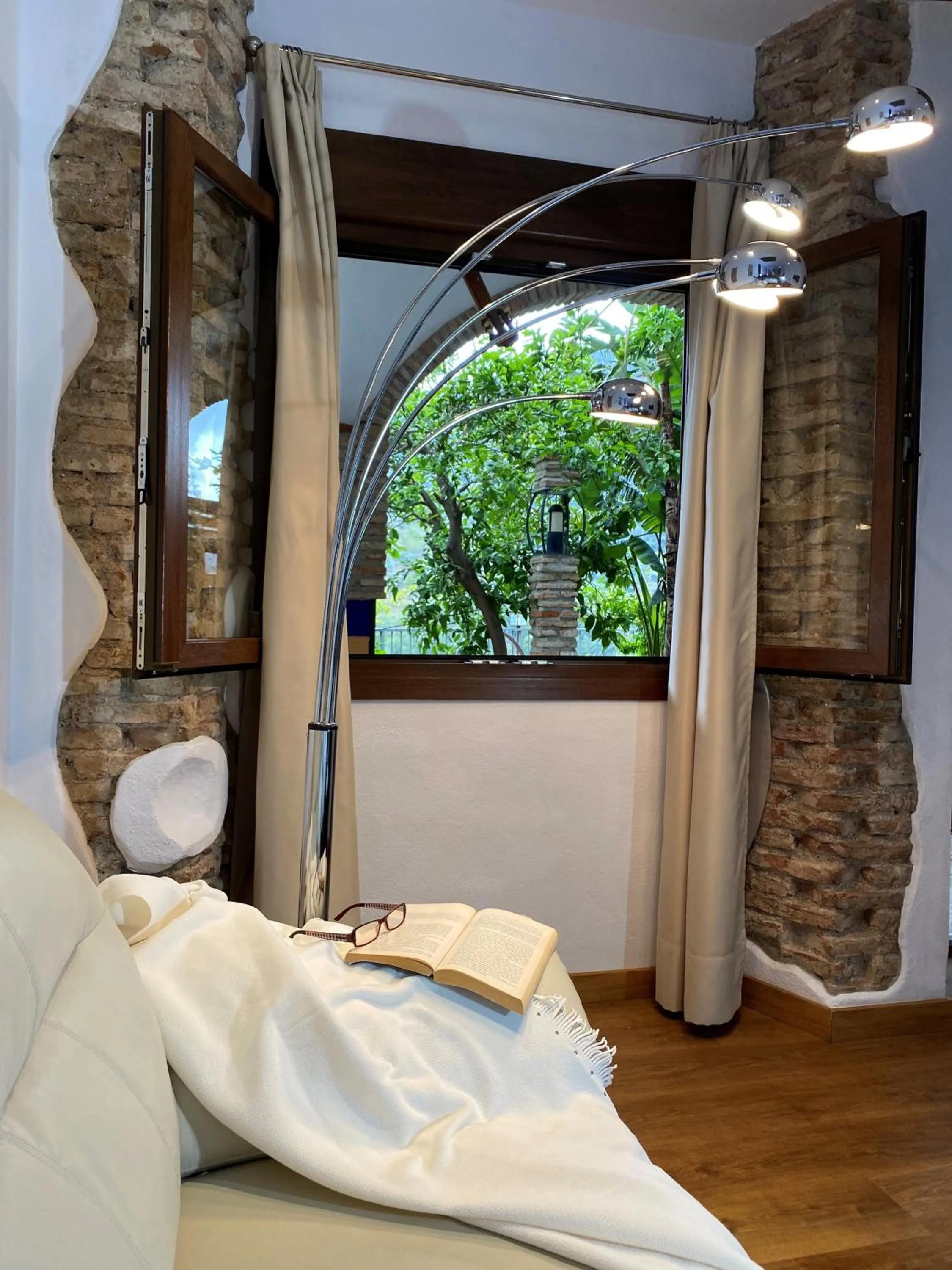 Patio, Bed in Complejo Turístico La Garganta