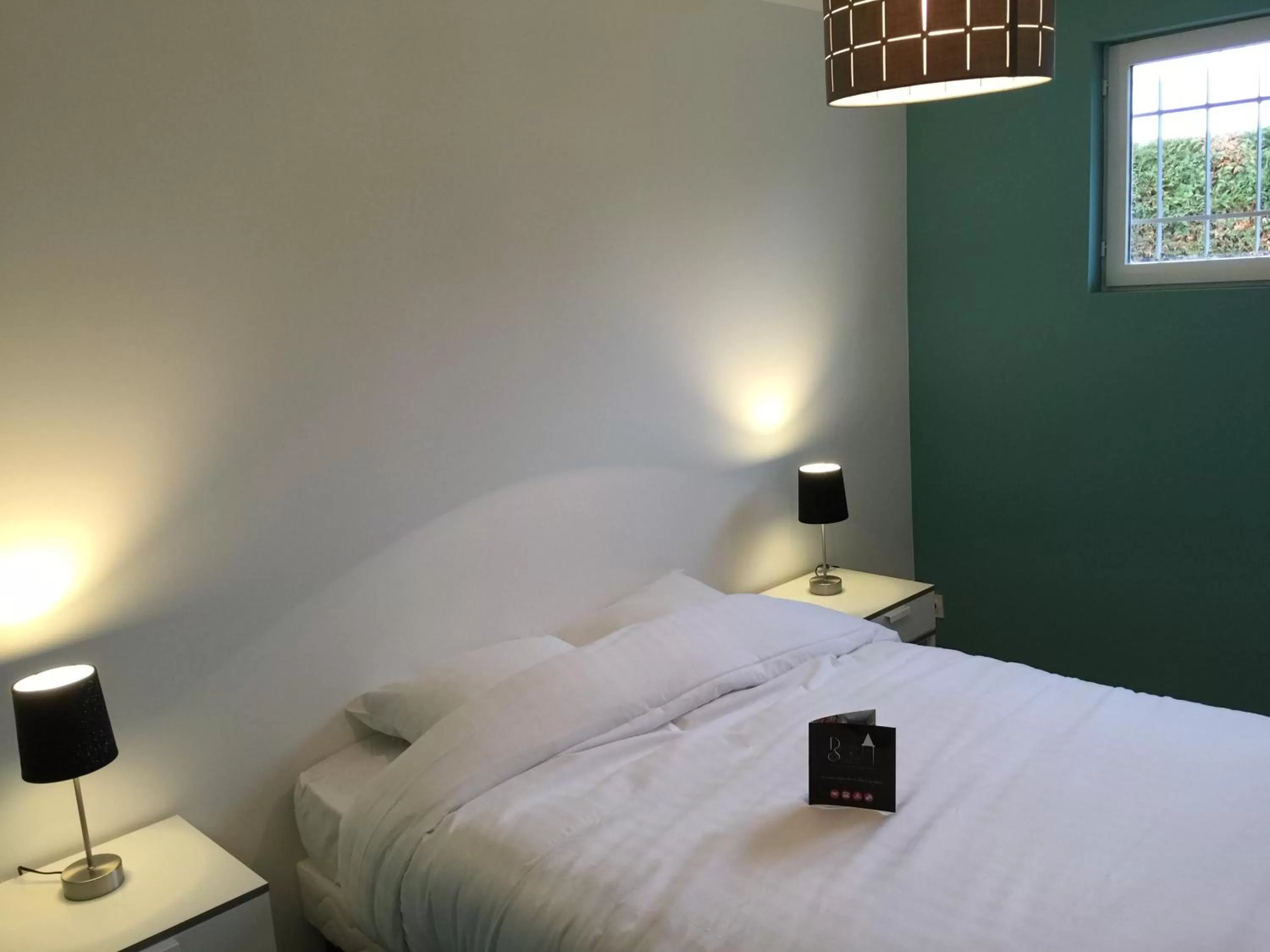 Photo of the whole room, Bed in Les Villas du Domaine de Suzel