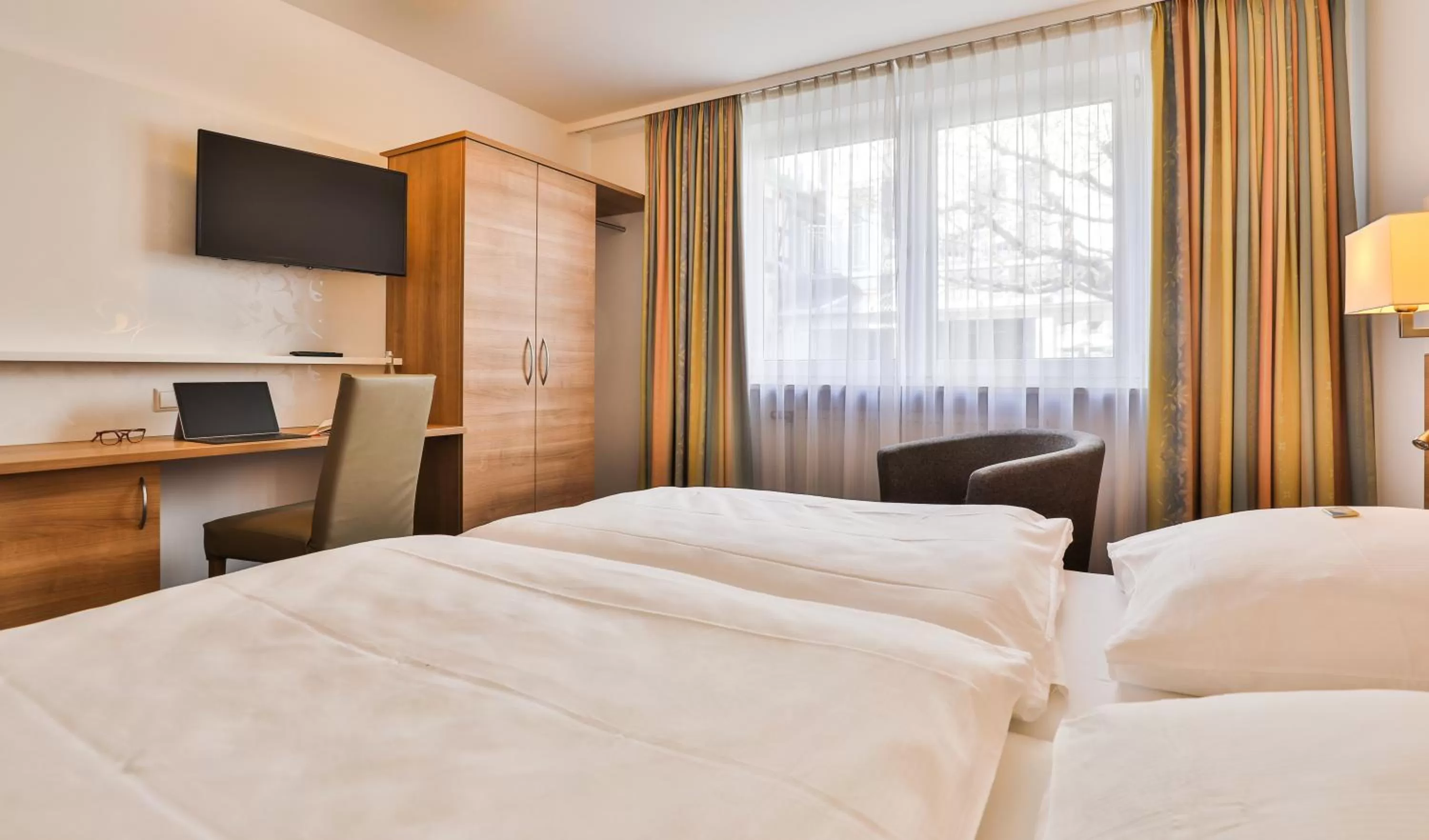 Photo of the whole room, Bed in Hotel-Gasthaus "Krone"