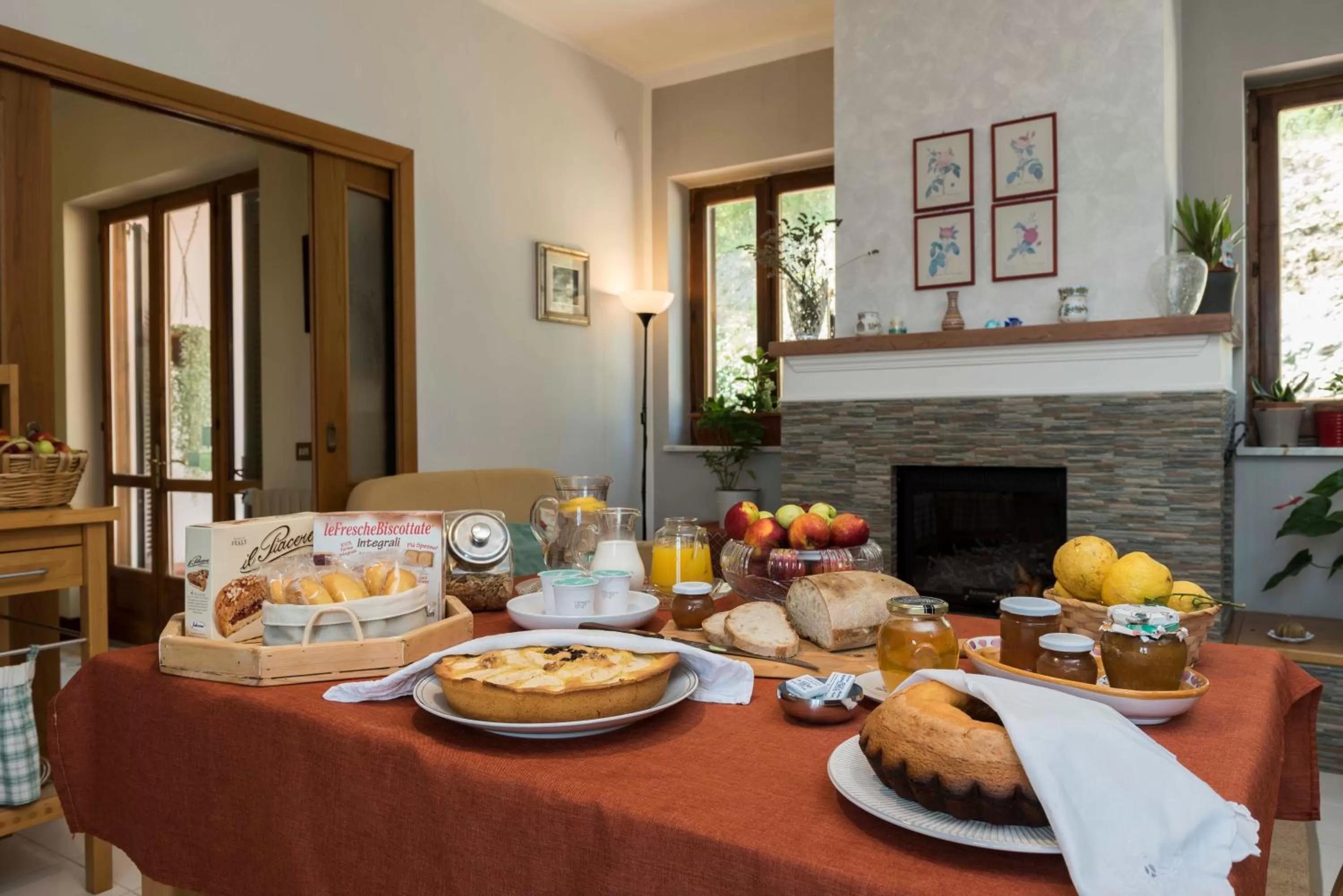 Food and drinks in B&B Albachiara Casa di Campagna