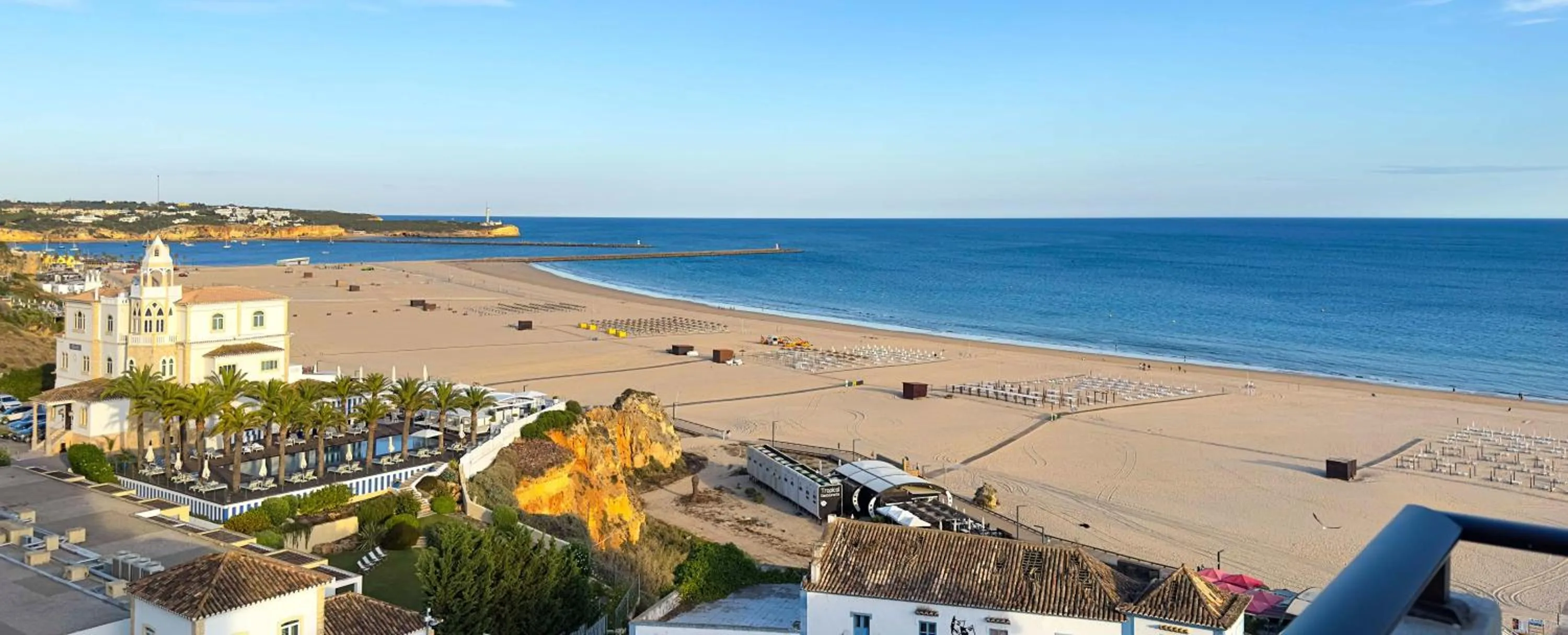 Beach in Hotel Avenida Praia