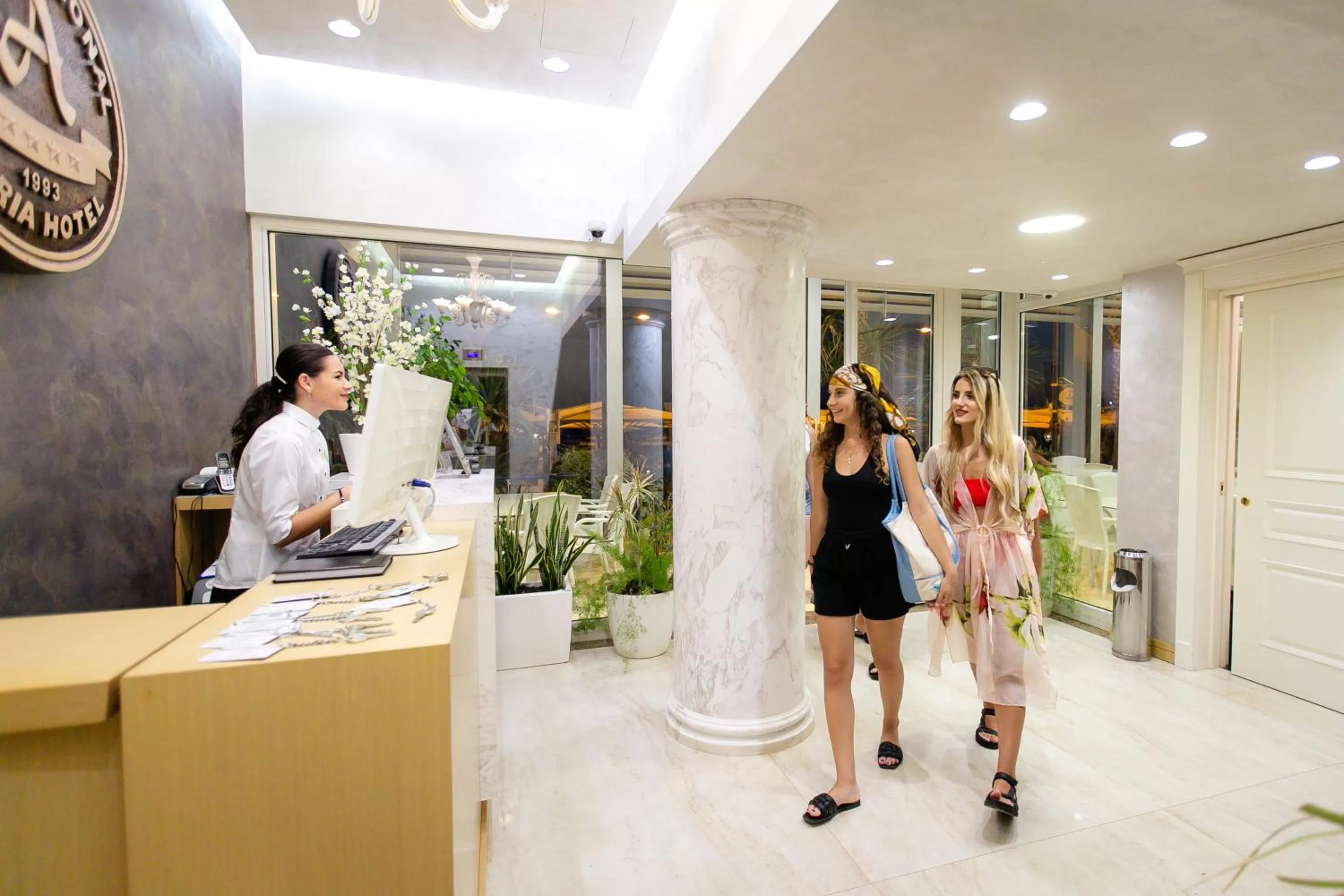 Lobby or reception in Iliria Internacional Hotel