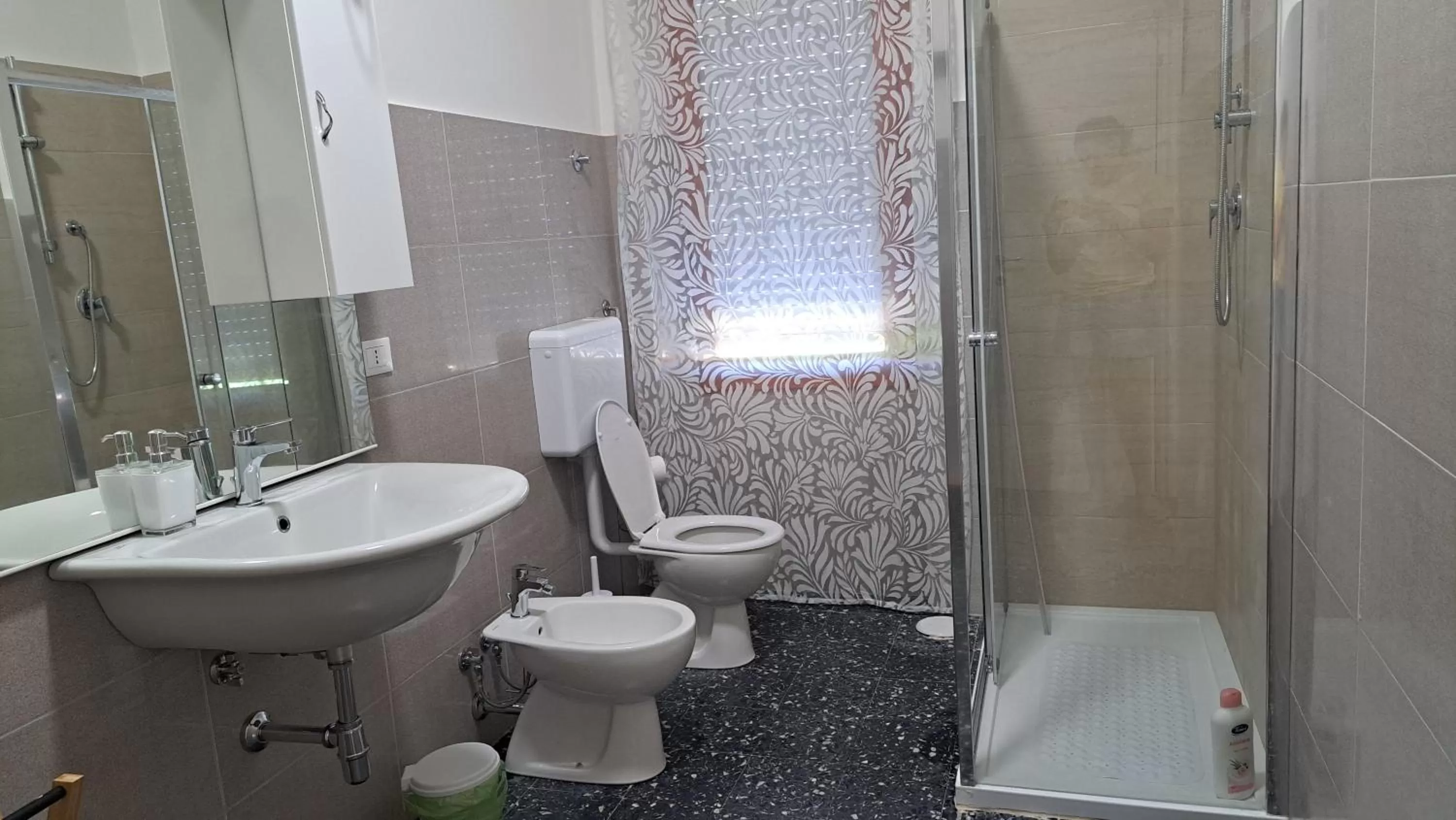 Bathroom in B & B le tre rose