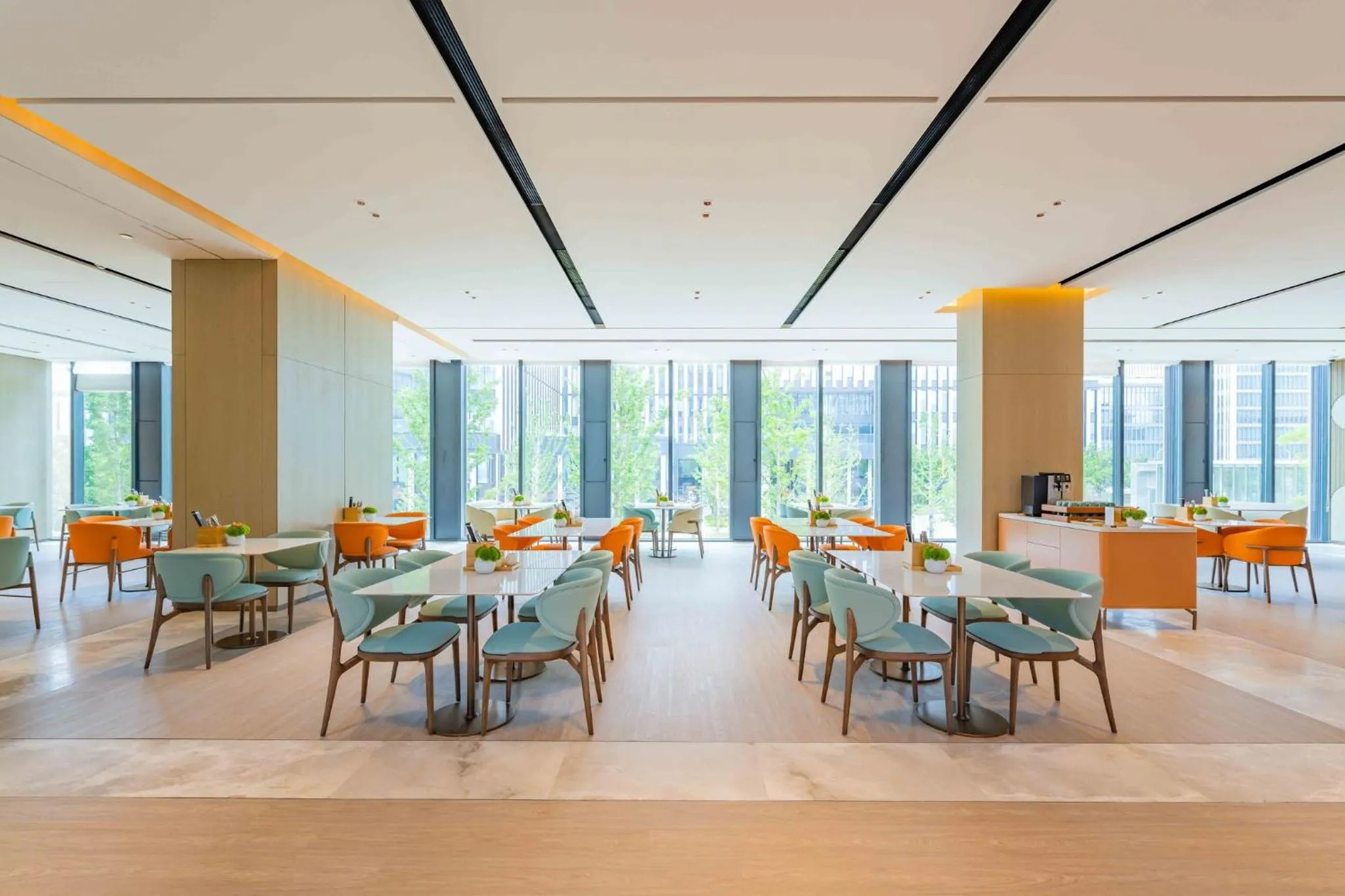 Restaurant/places to eat in EVEN Hotels Shanghai Expo by IHG