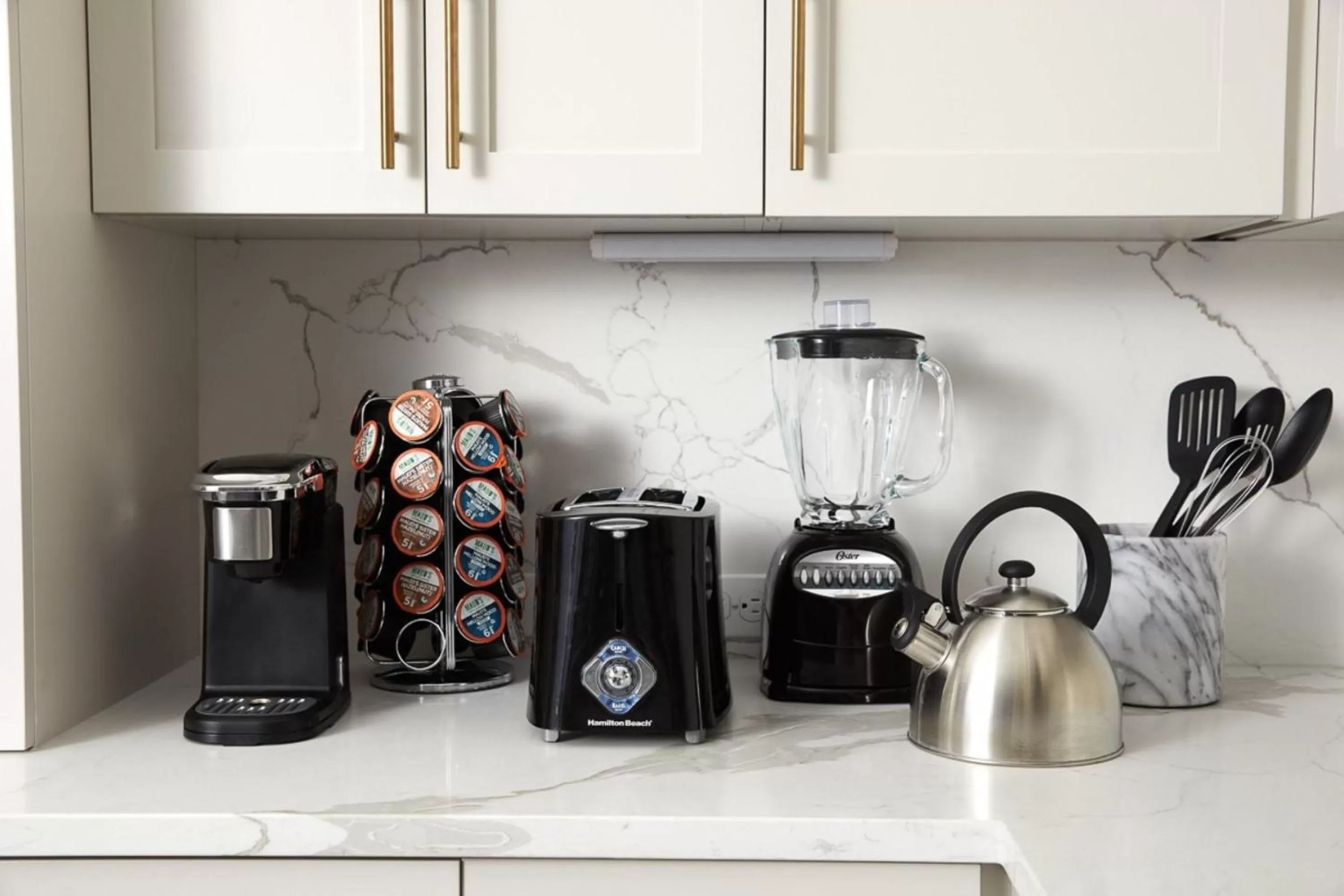 Coffee/tea facilities, Kitchen/Kitchenette in Roami at The Brandywine