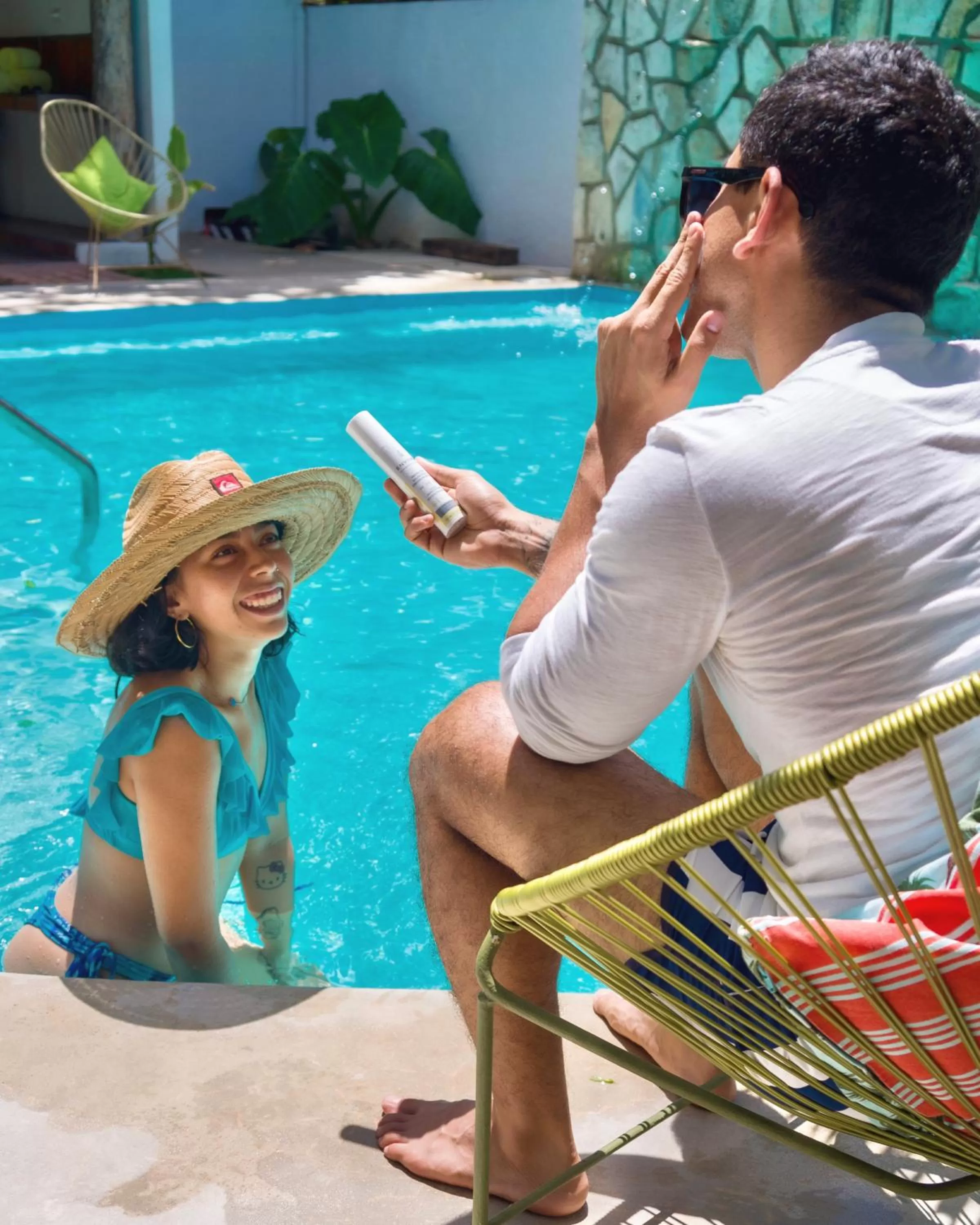 Pool view in Albatros by Bedsfriends