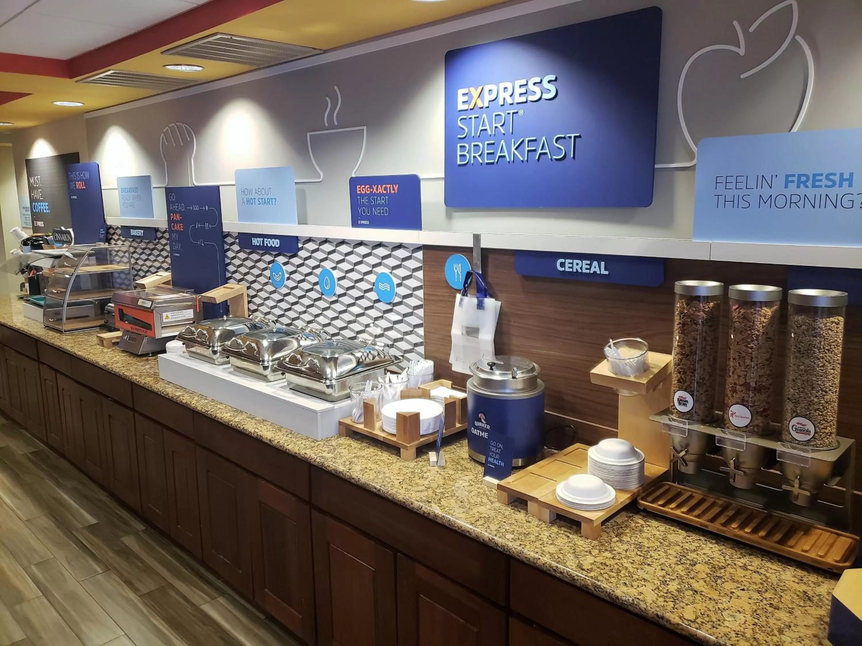 Breakfast in Holiday Inn Express Portland West/Hillsboro by IHG