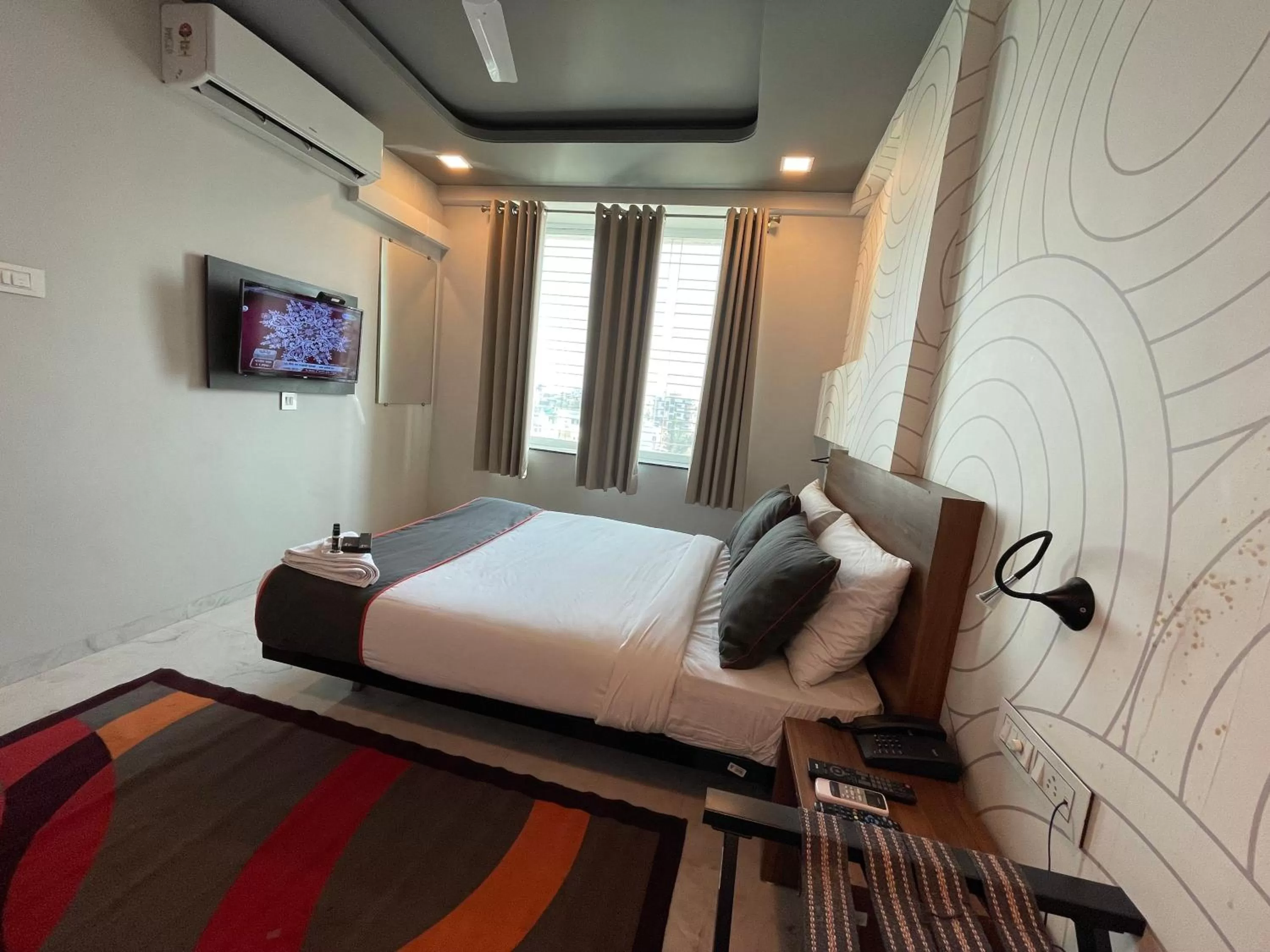 Photo of the whole room in Manomay Homes