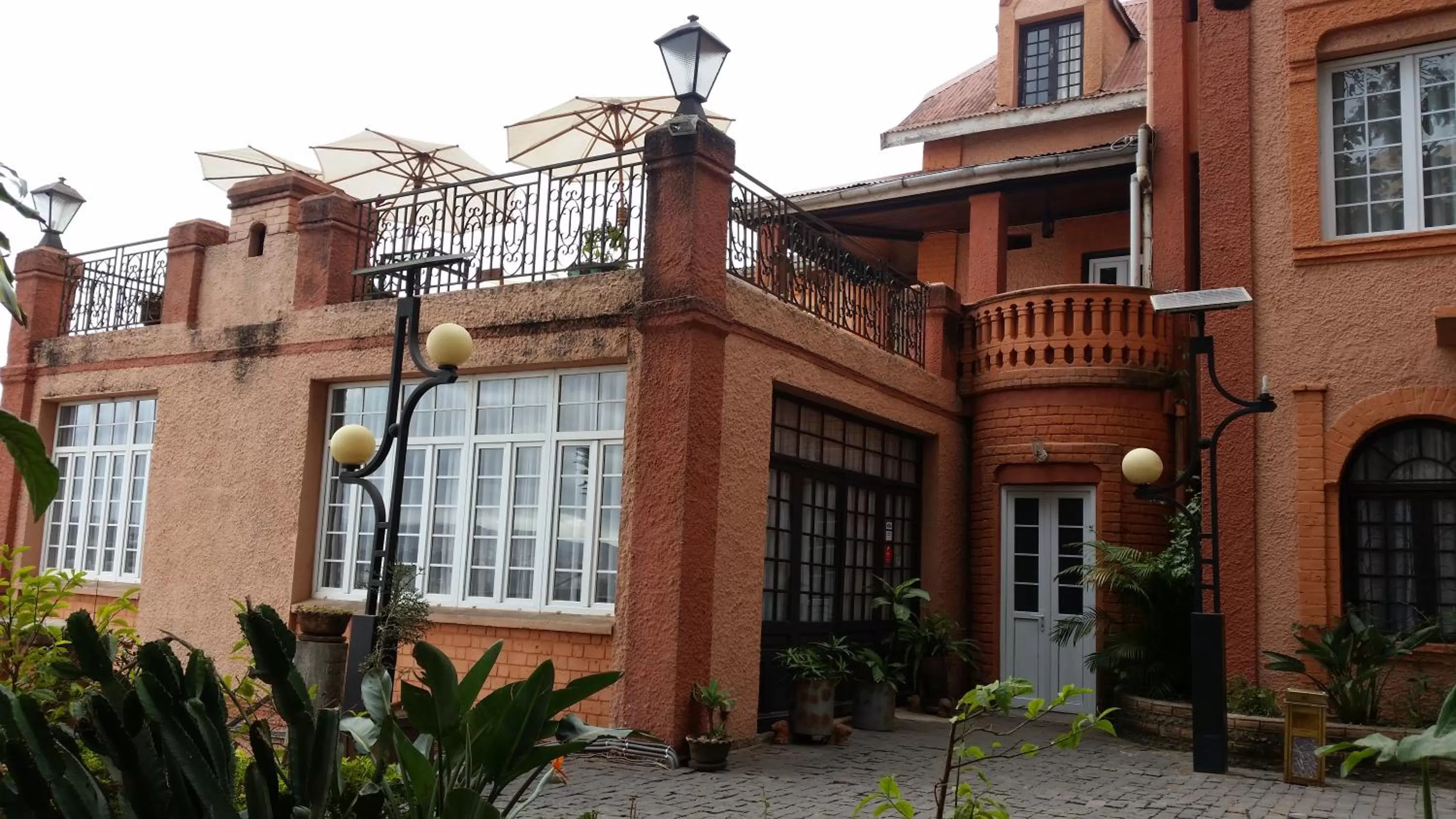 Facade/entrance, Property Building in Relais De La Haute Ville Tana