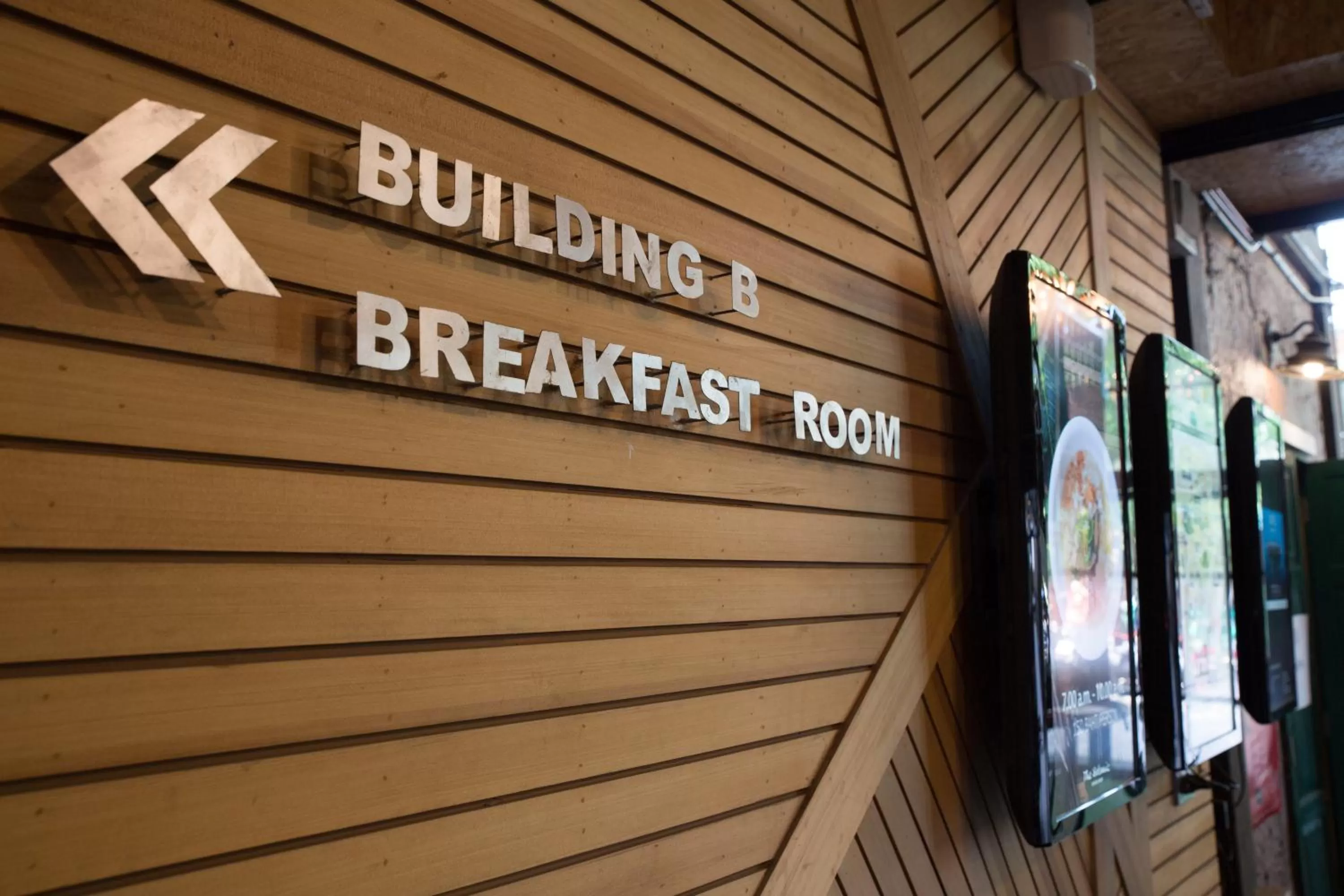 Restaurant/places to eat in Botanic Service Room at Impact Muangthongthani - SHA Certified