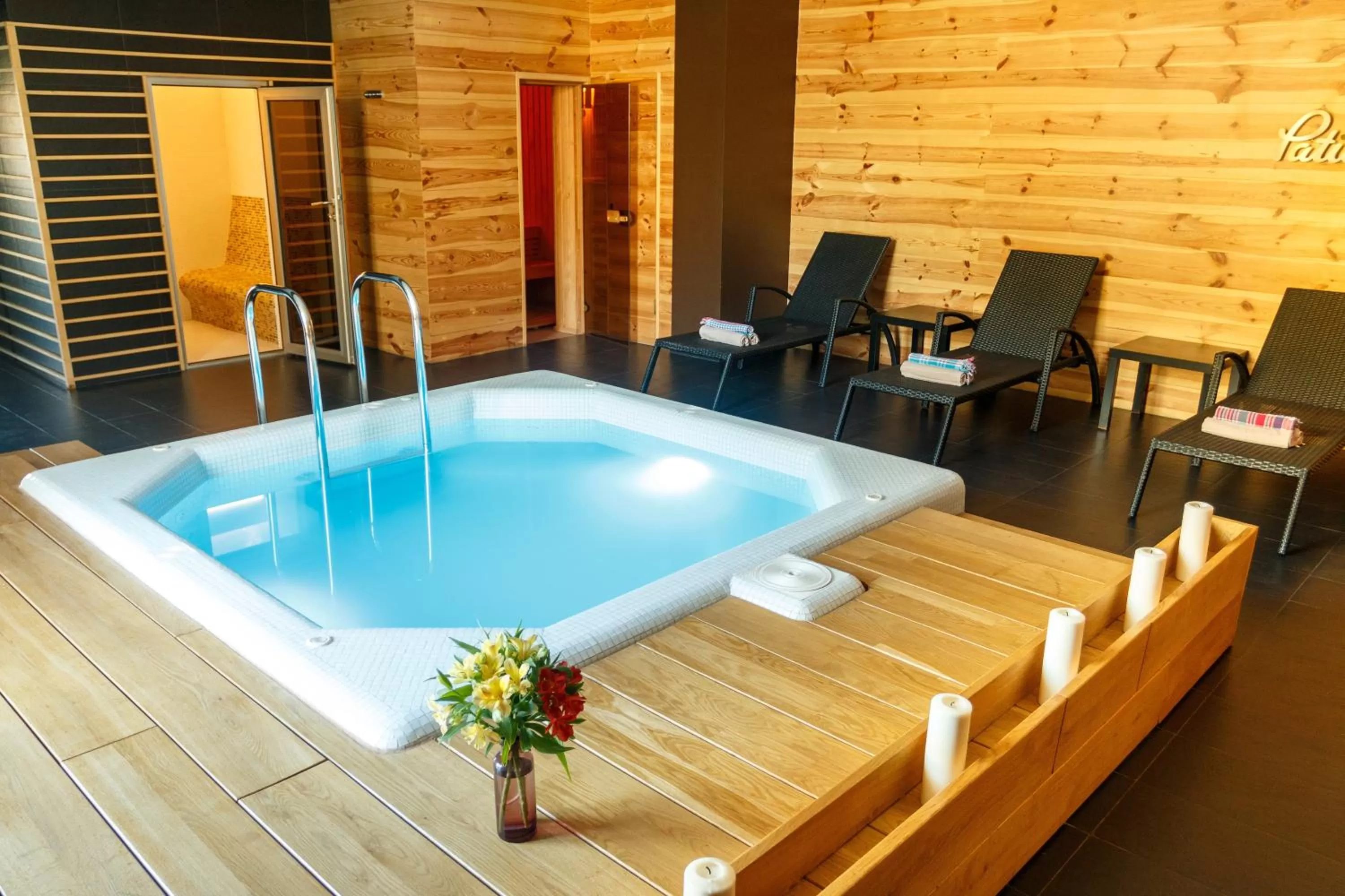 Swimming Pool in Patio di Fiori