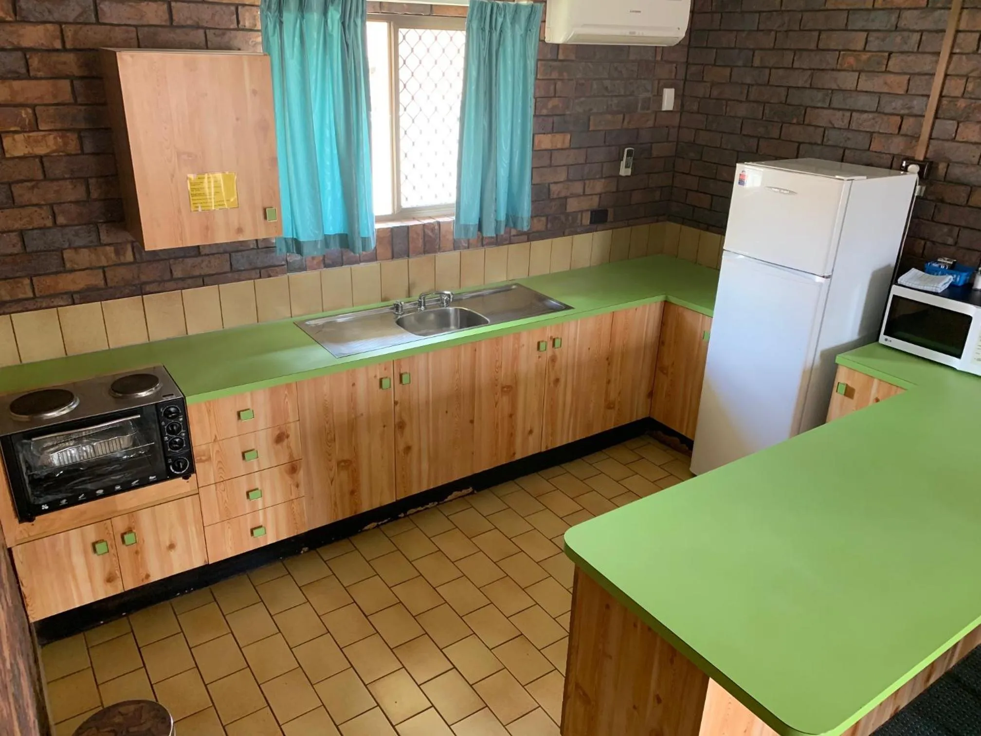 Bridge Street Motor Inn