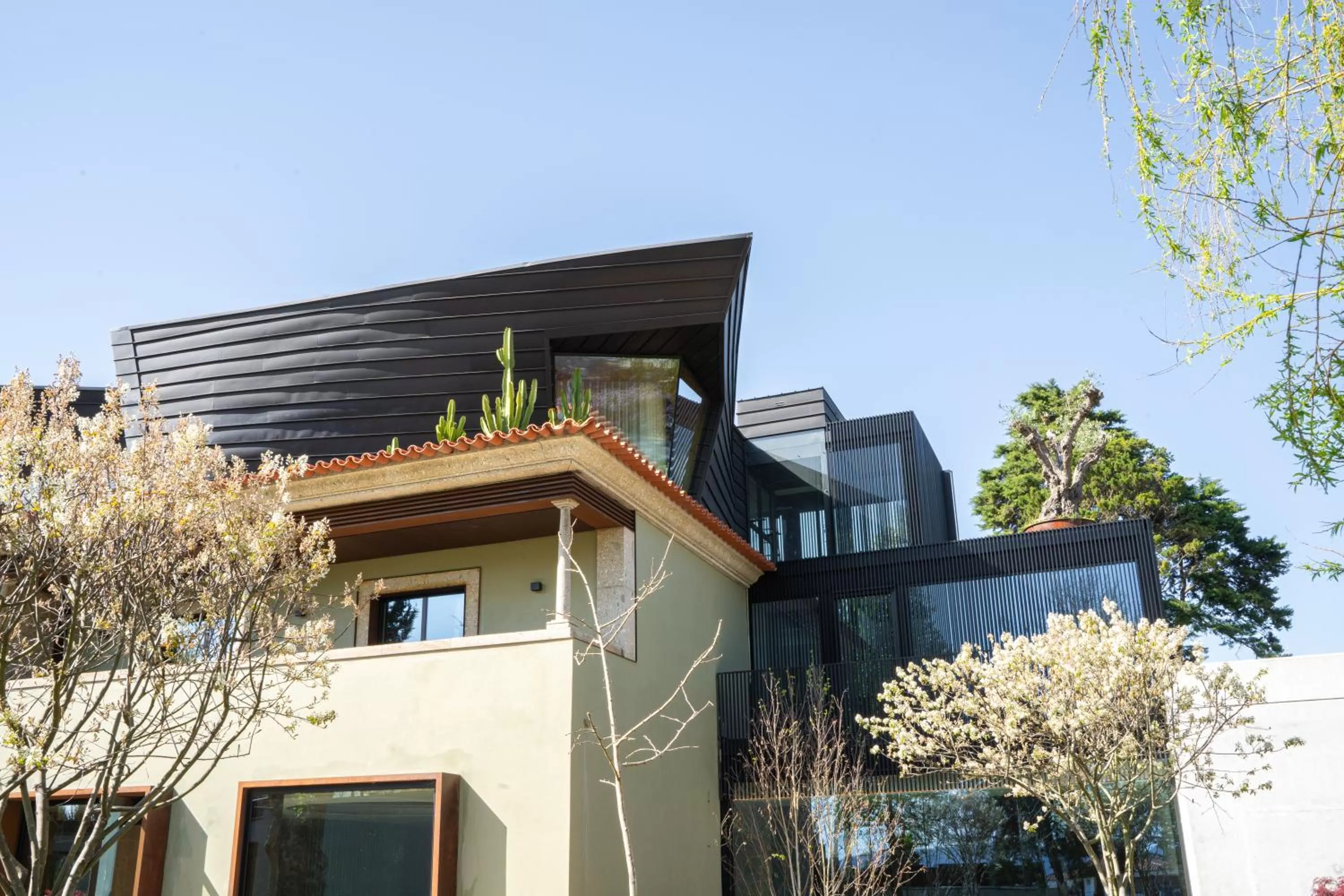 Property building in Quinta de Silvalde