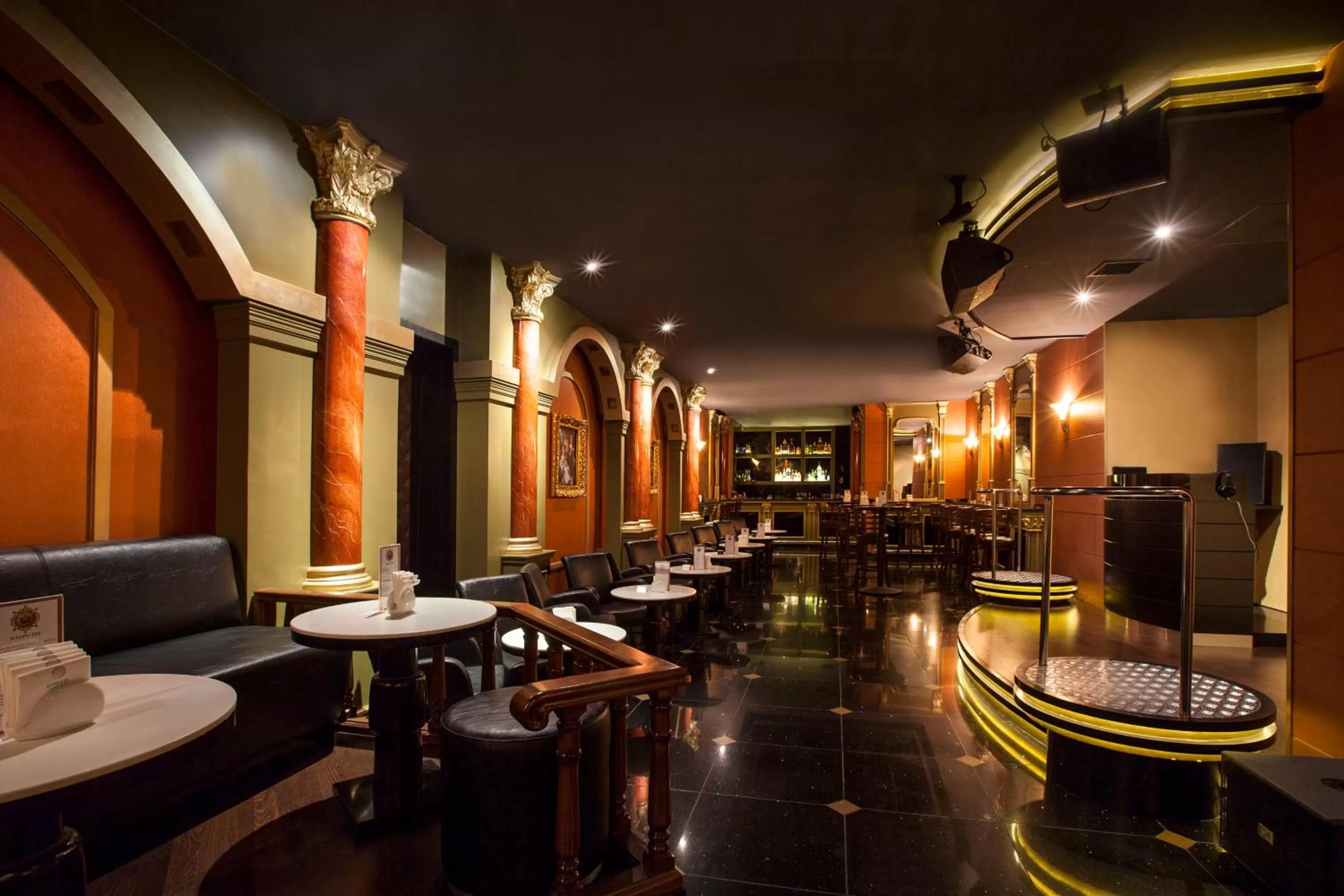 Nightclub / DJ in Al Sarab Hotel