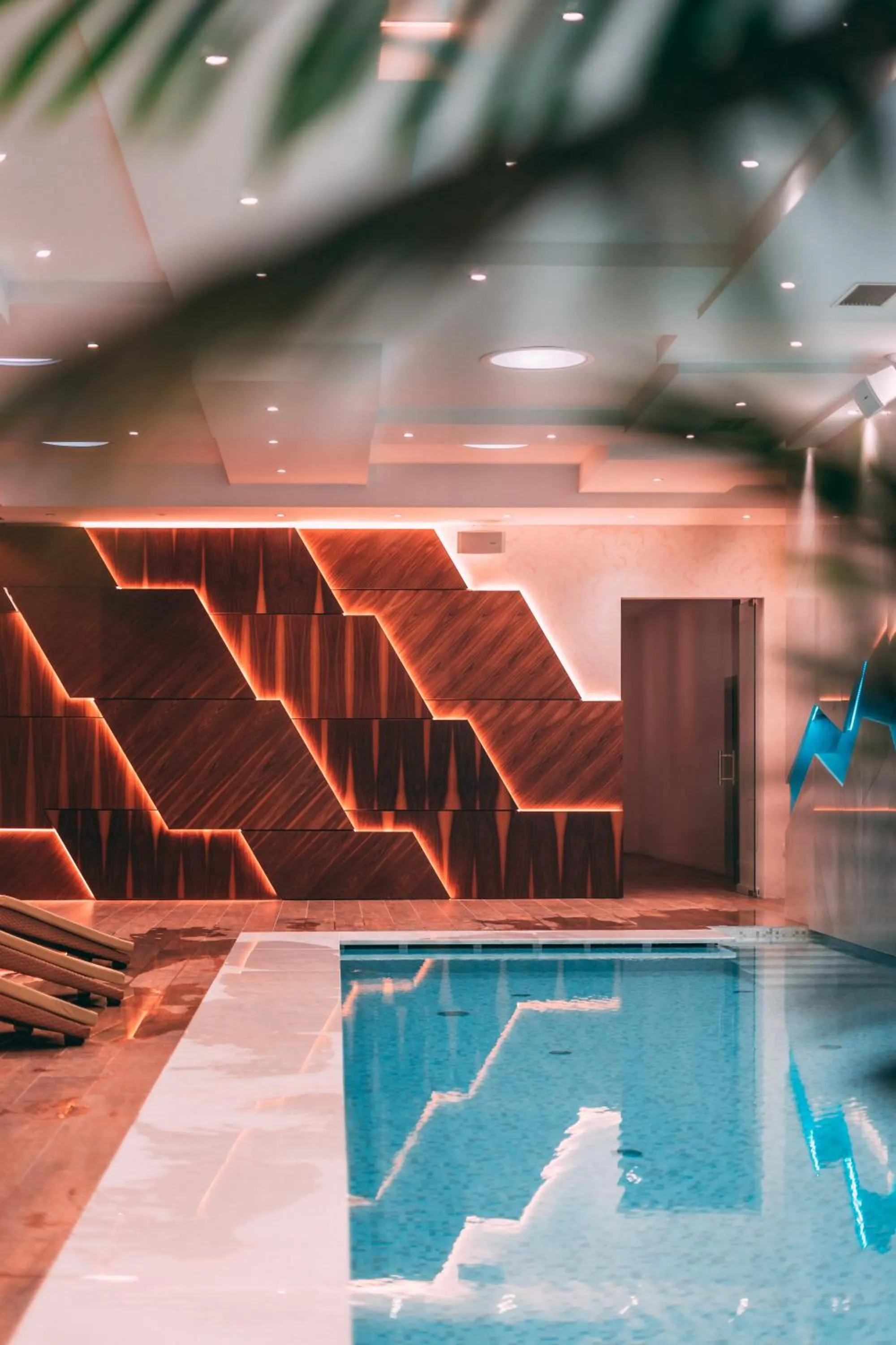 Swimming pool in Hotel Austria & Bosna