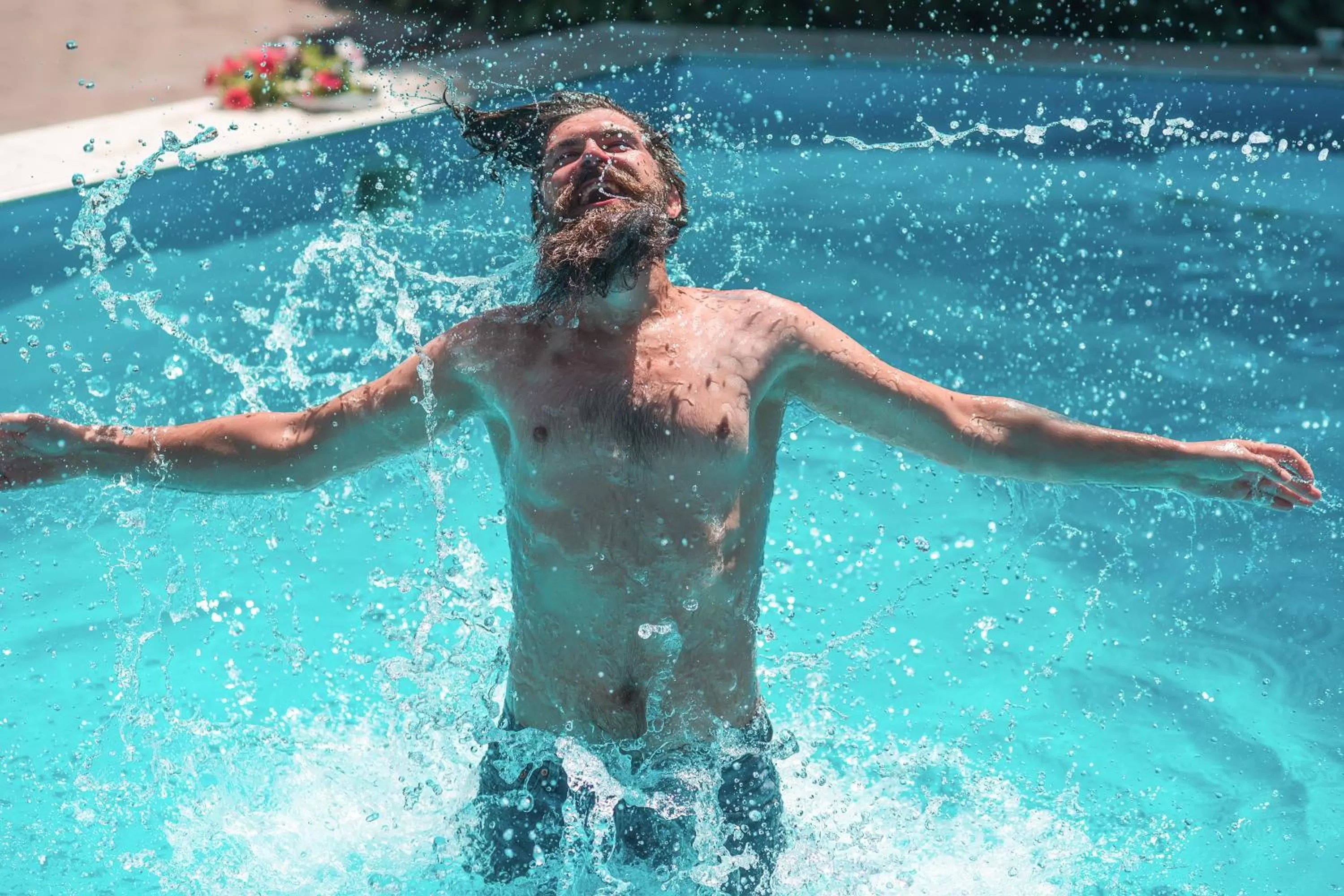 Swimming pool in Eduard Hotel