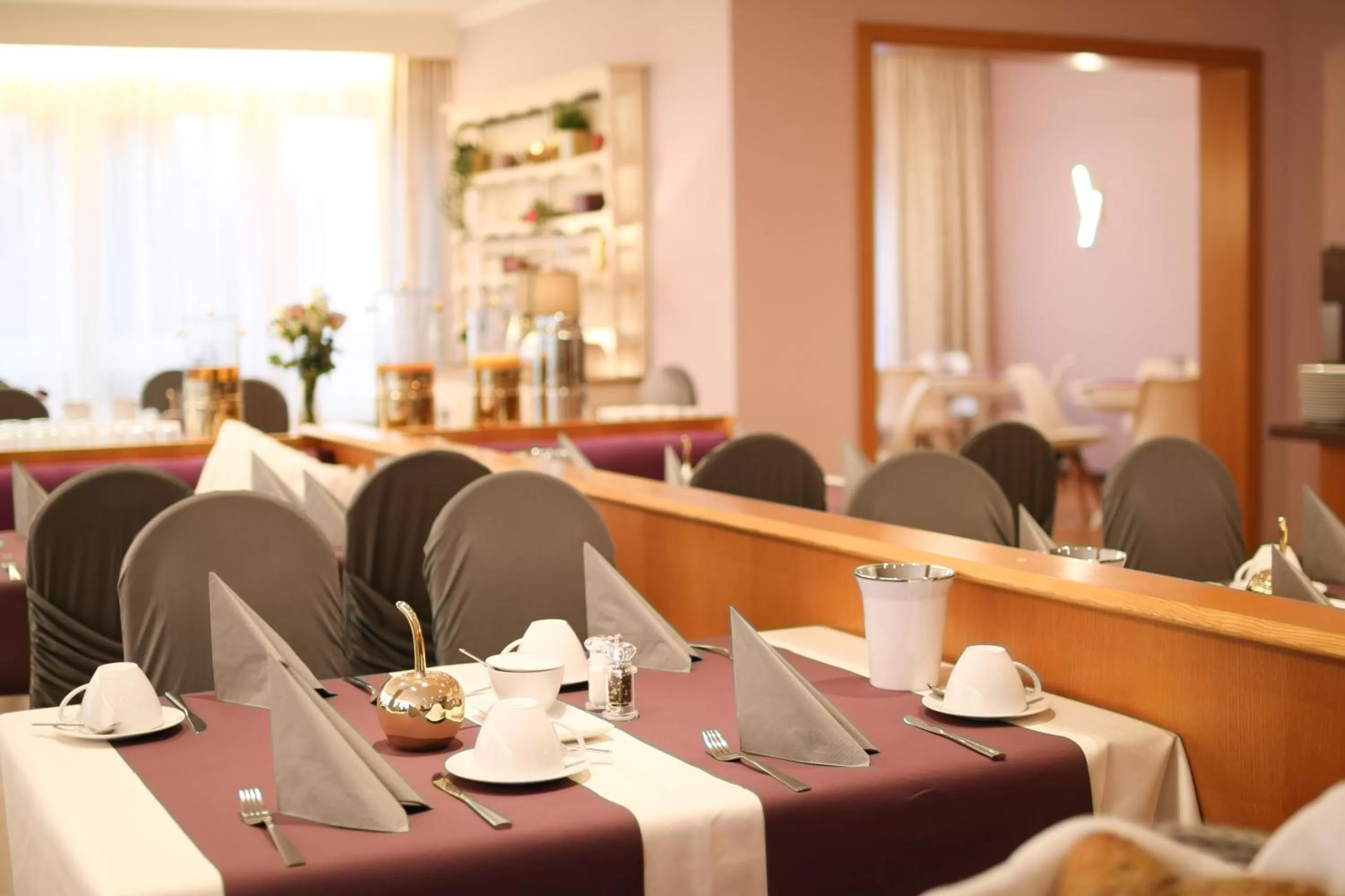 Buffet breakfast in Boutique Hotel Beckenlehner