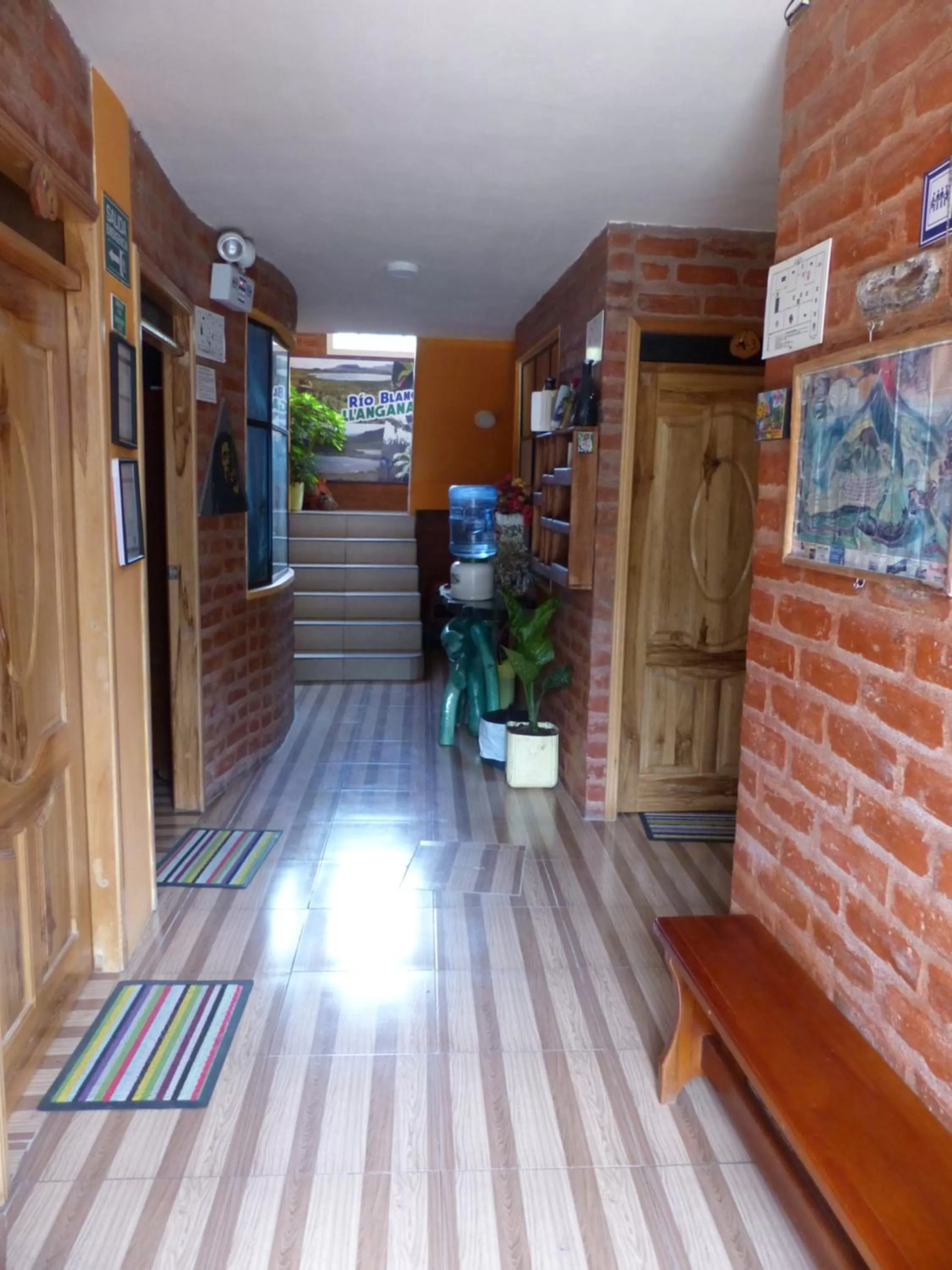 Area and facilities, Lobby/Reception in Hostal La Casa Amarilla City