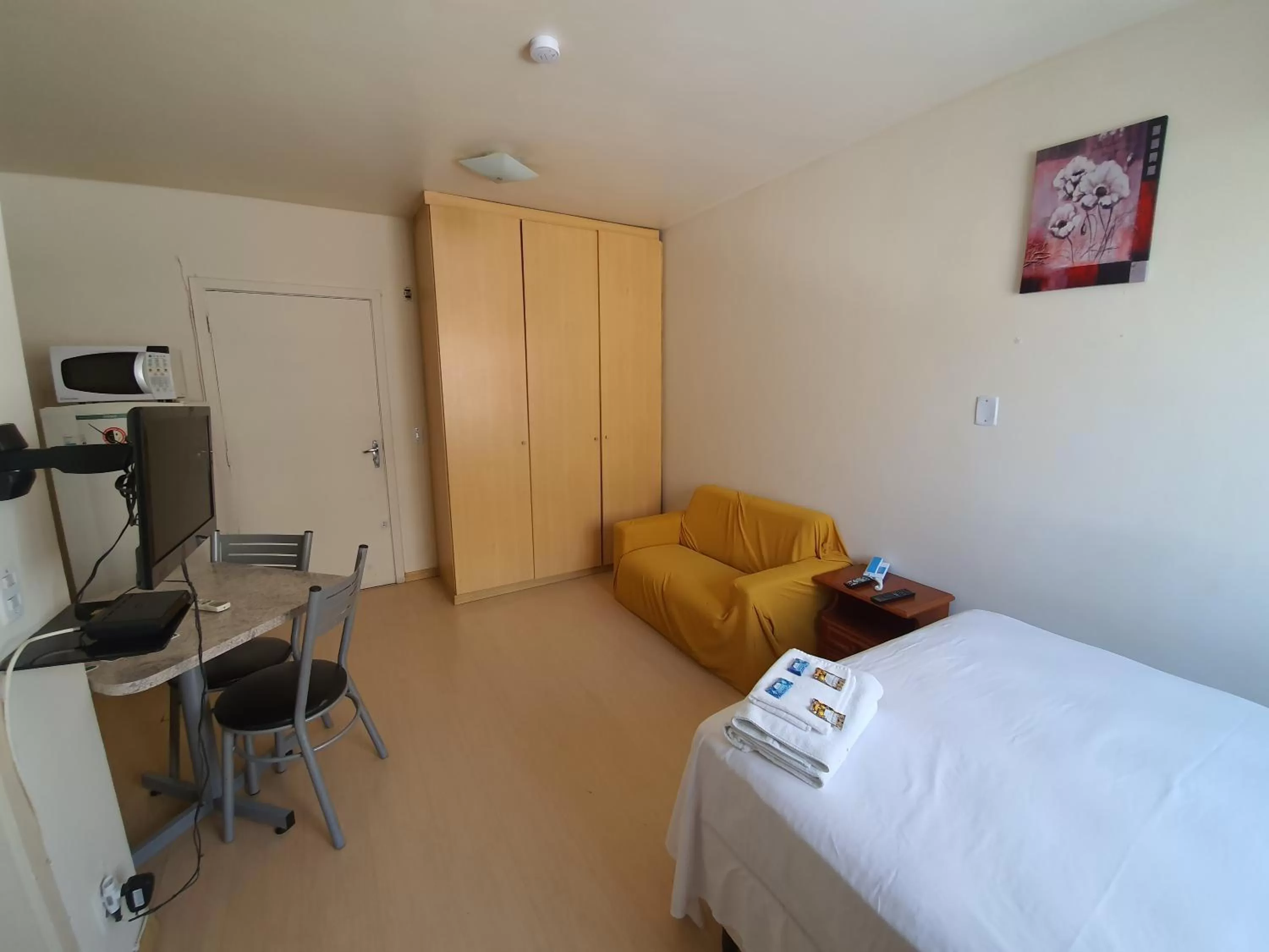 Manhattan Apart Hotel