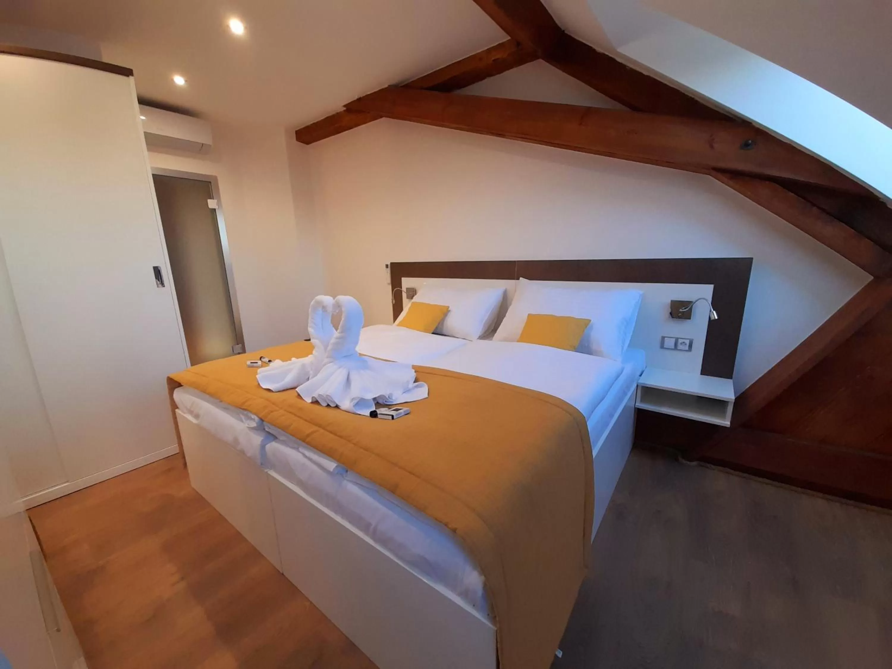 Bedroom, Bed in Residence Mariánská