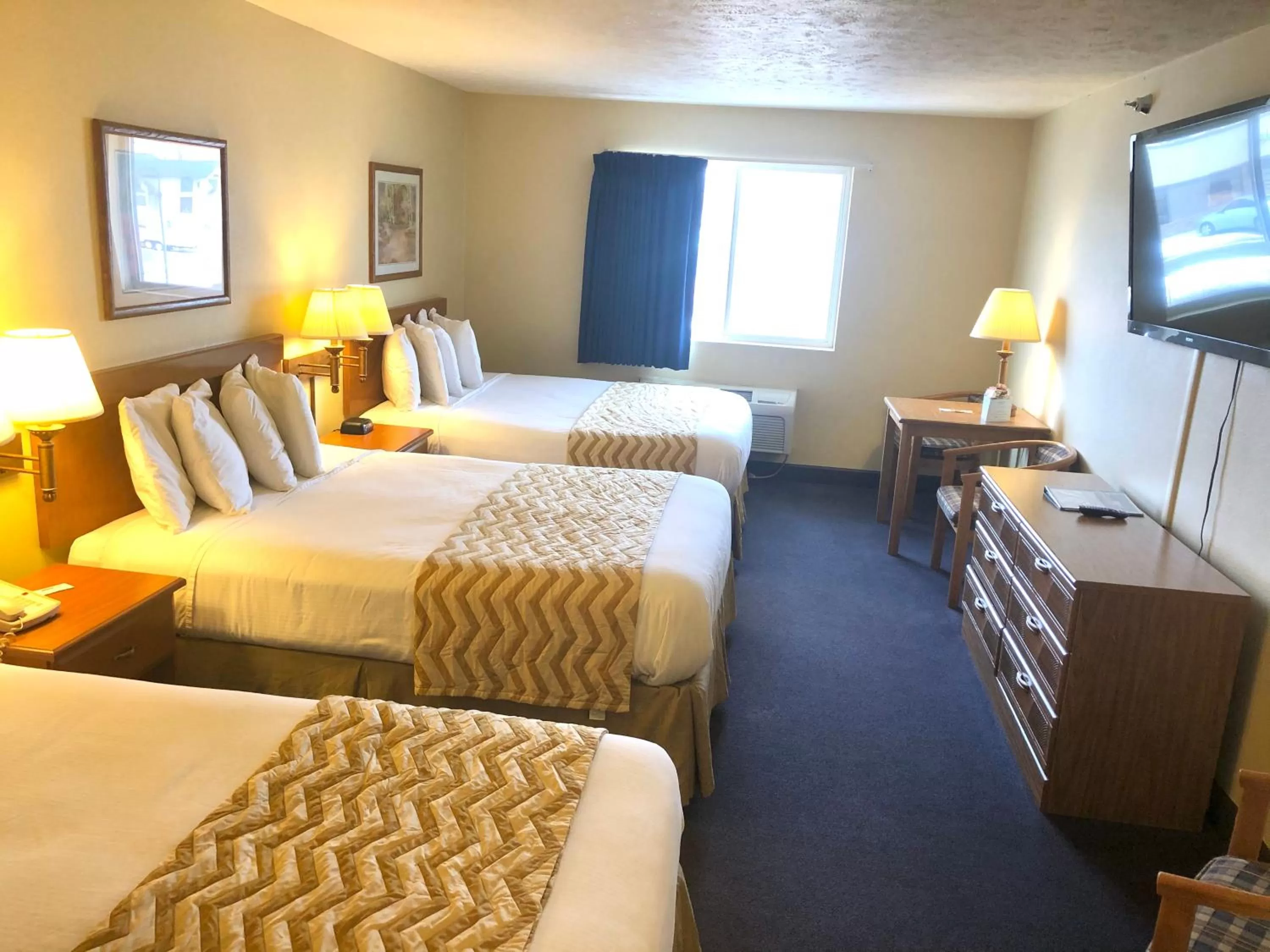 Bed in Travelodge by Wyndham Grand Island