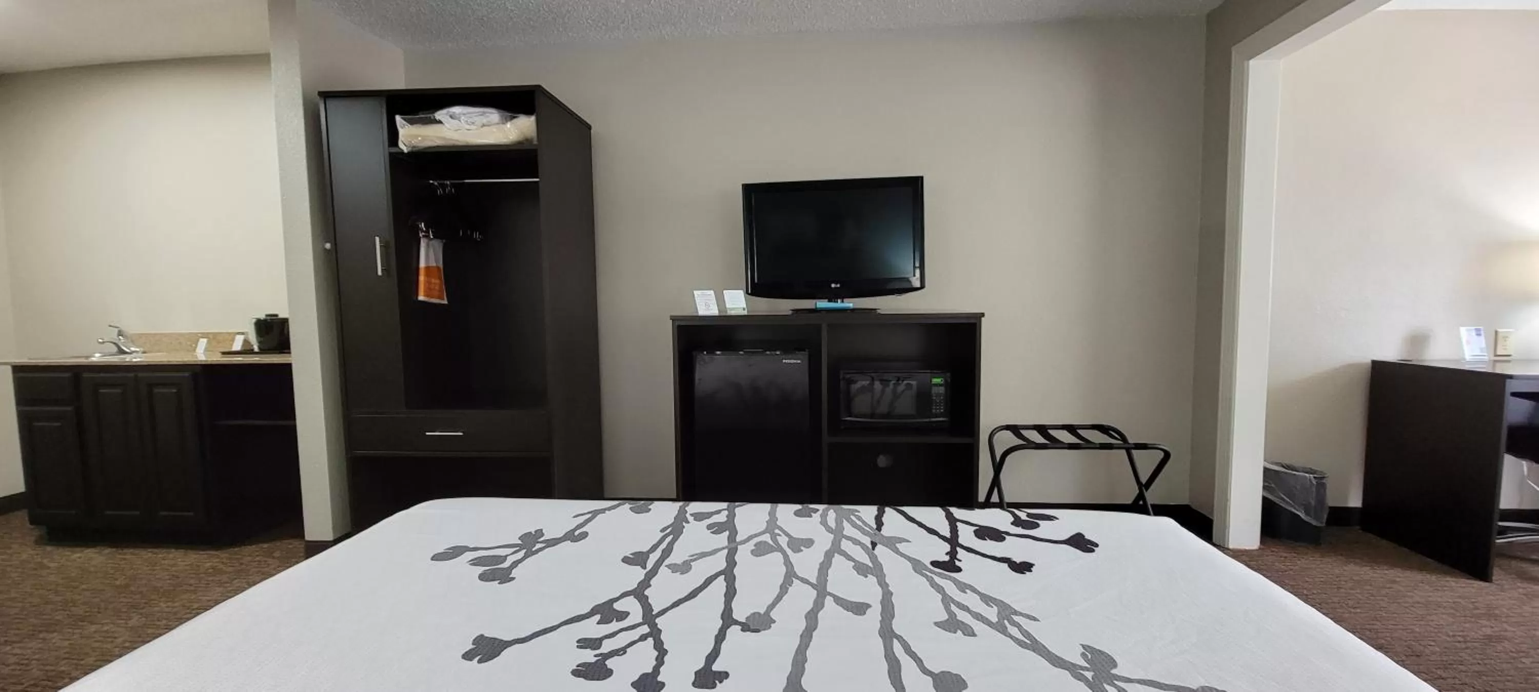 Bedroom in Sleep Inn & Suites