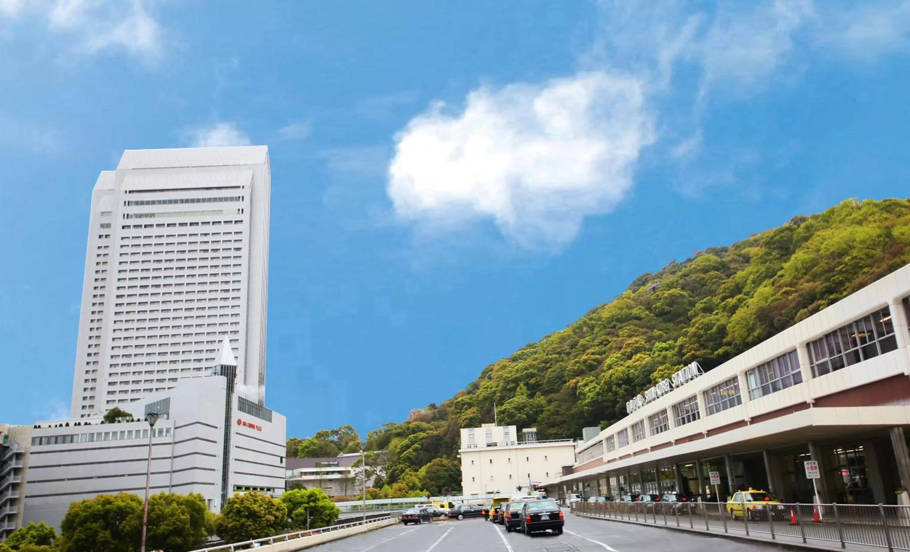 Property building in ANA Crowne Plaza Kobe by IHG