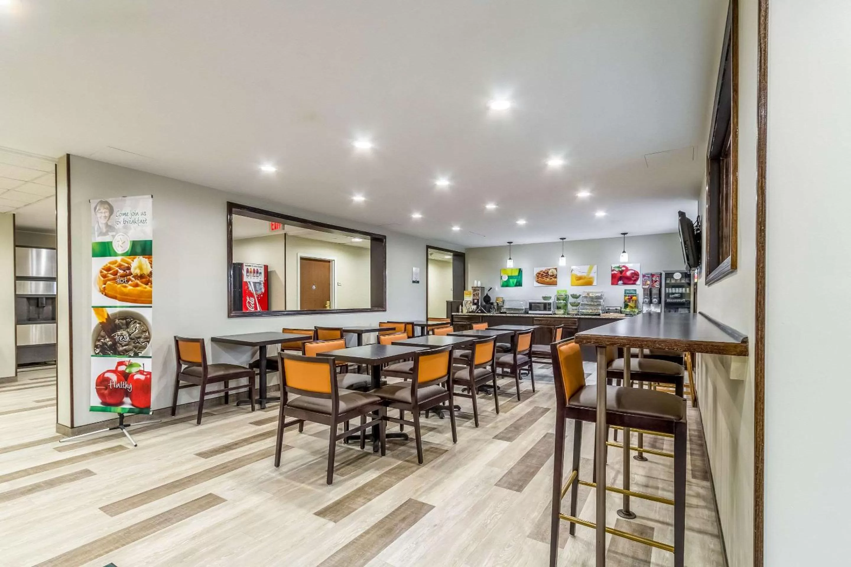 Restaurant/places to eat in Quality Inn & Suites North Lima - Boardman