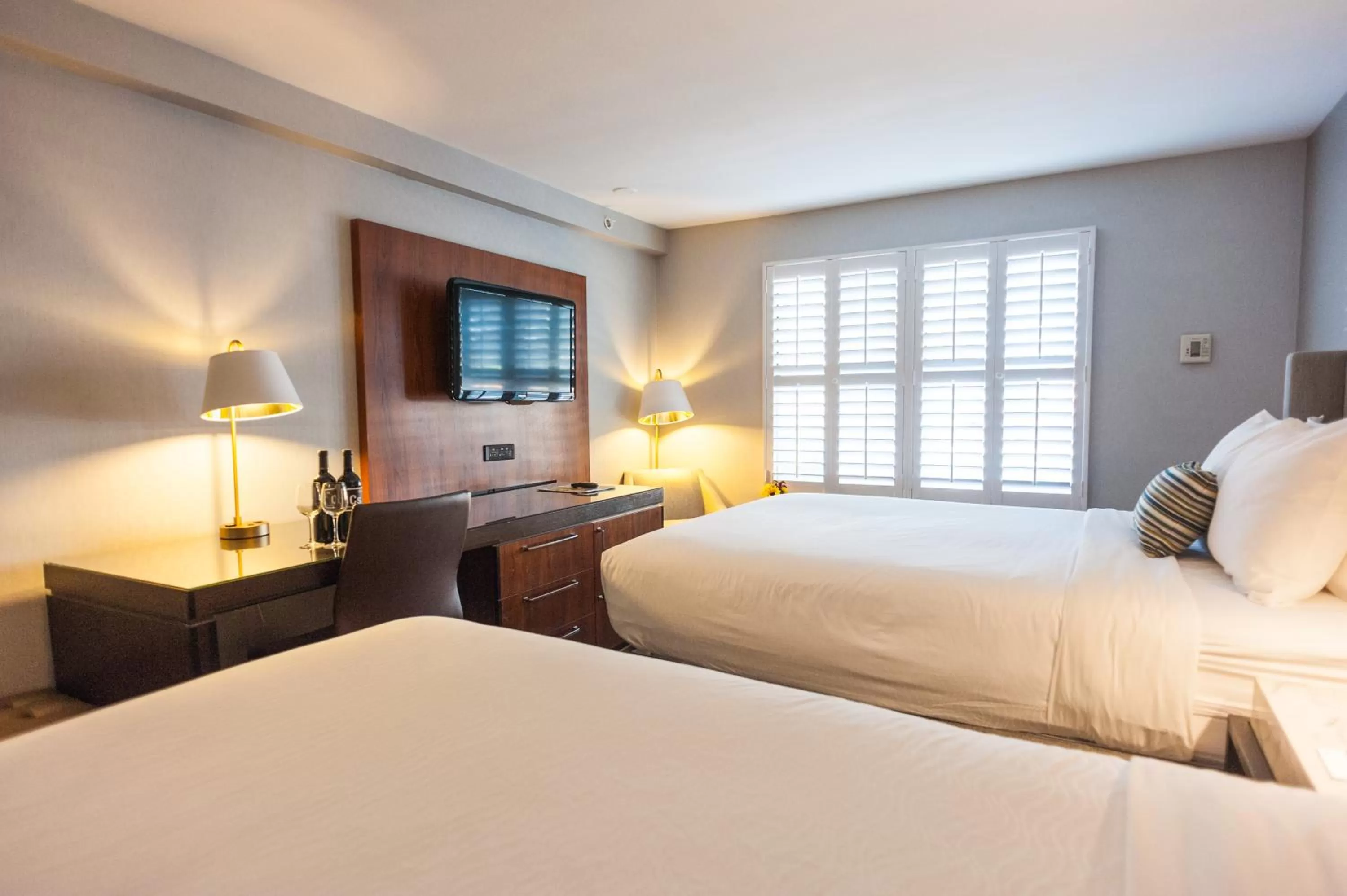 Bed in Hotel Indigo Napa Valley by IHG