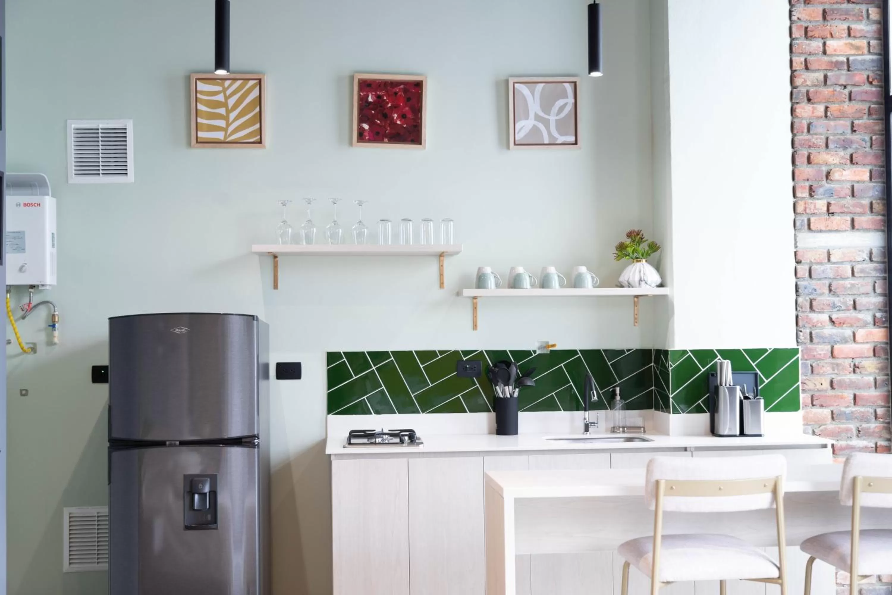 Kitchen or kitchenette in Royal Living Poblado