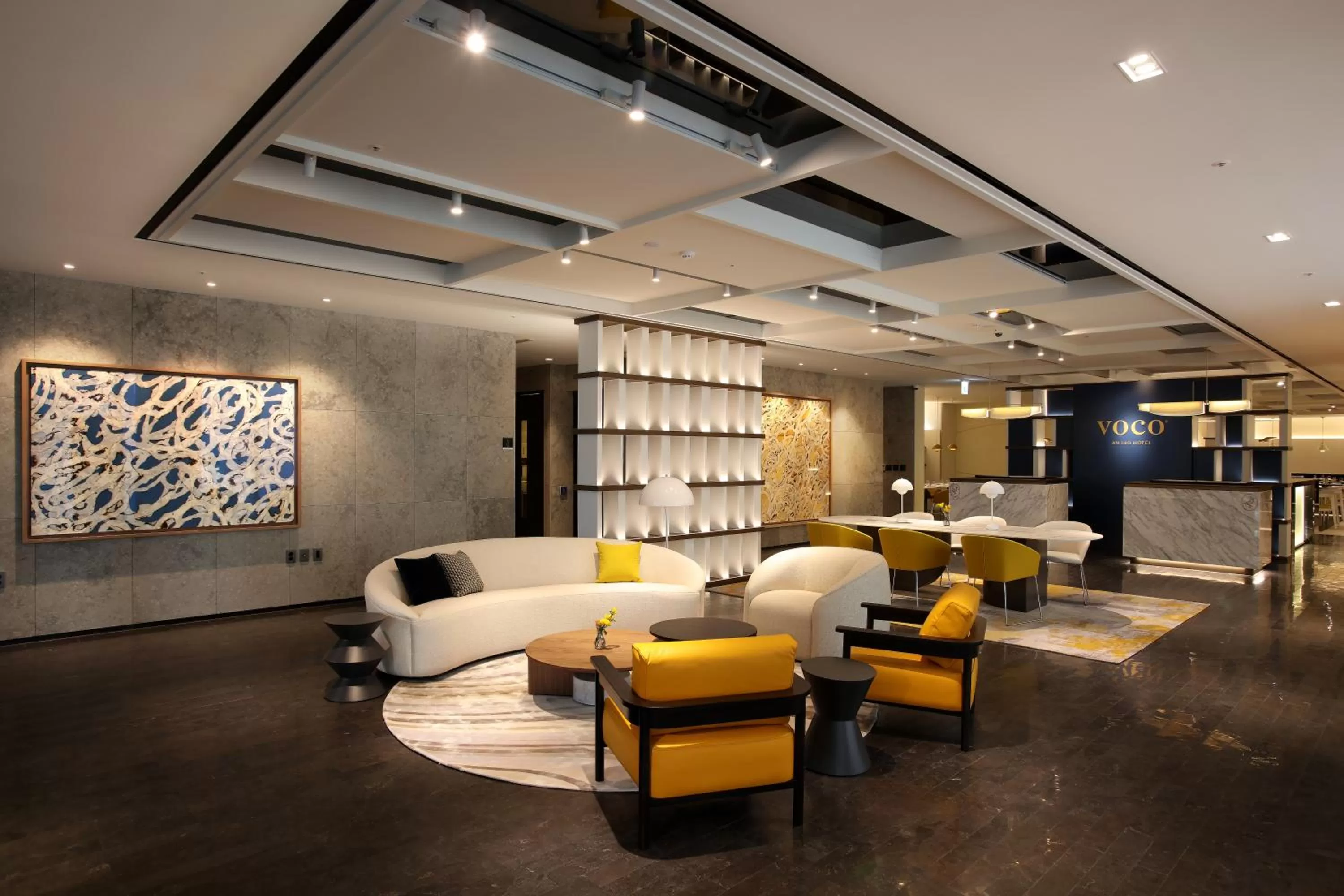 Lobby or reception in voco Seoul Gangnam by IHG