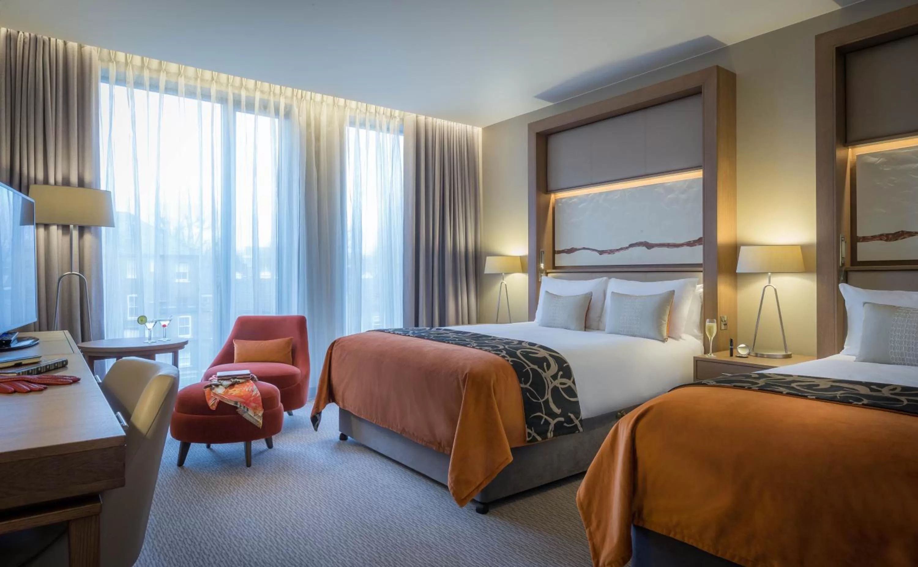 Photo of the whole room, Bed in Clayton Hotel Chiswick