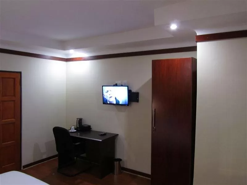 TV/Entertainment Center in Road Stay