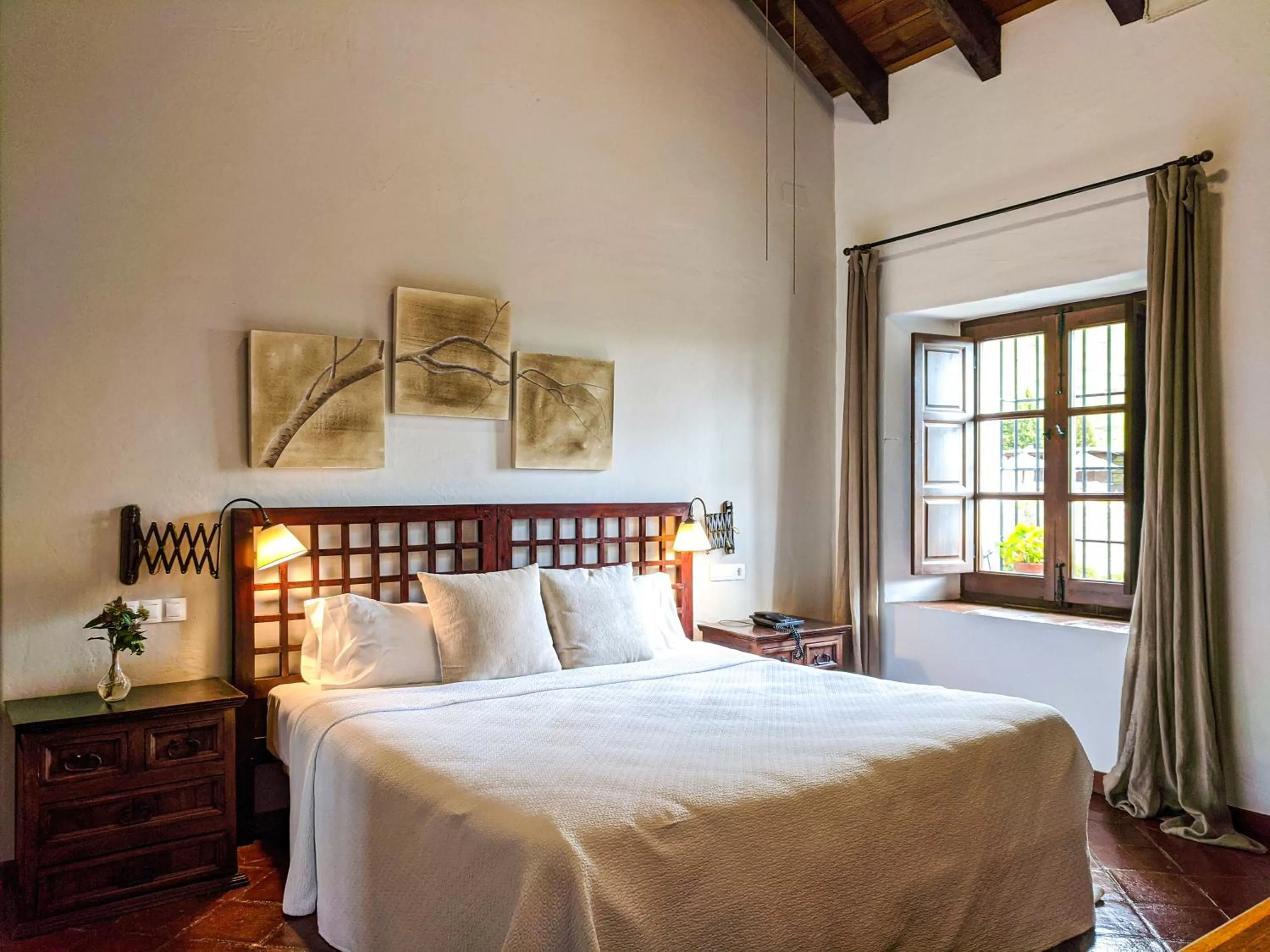 Bed in Hotel Fuente del Sol