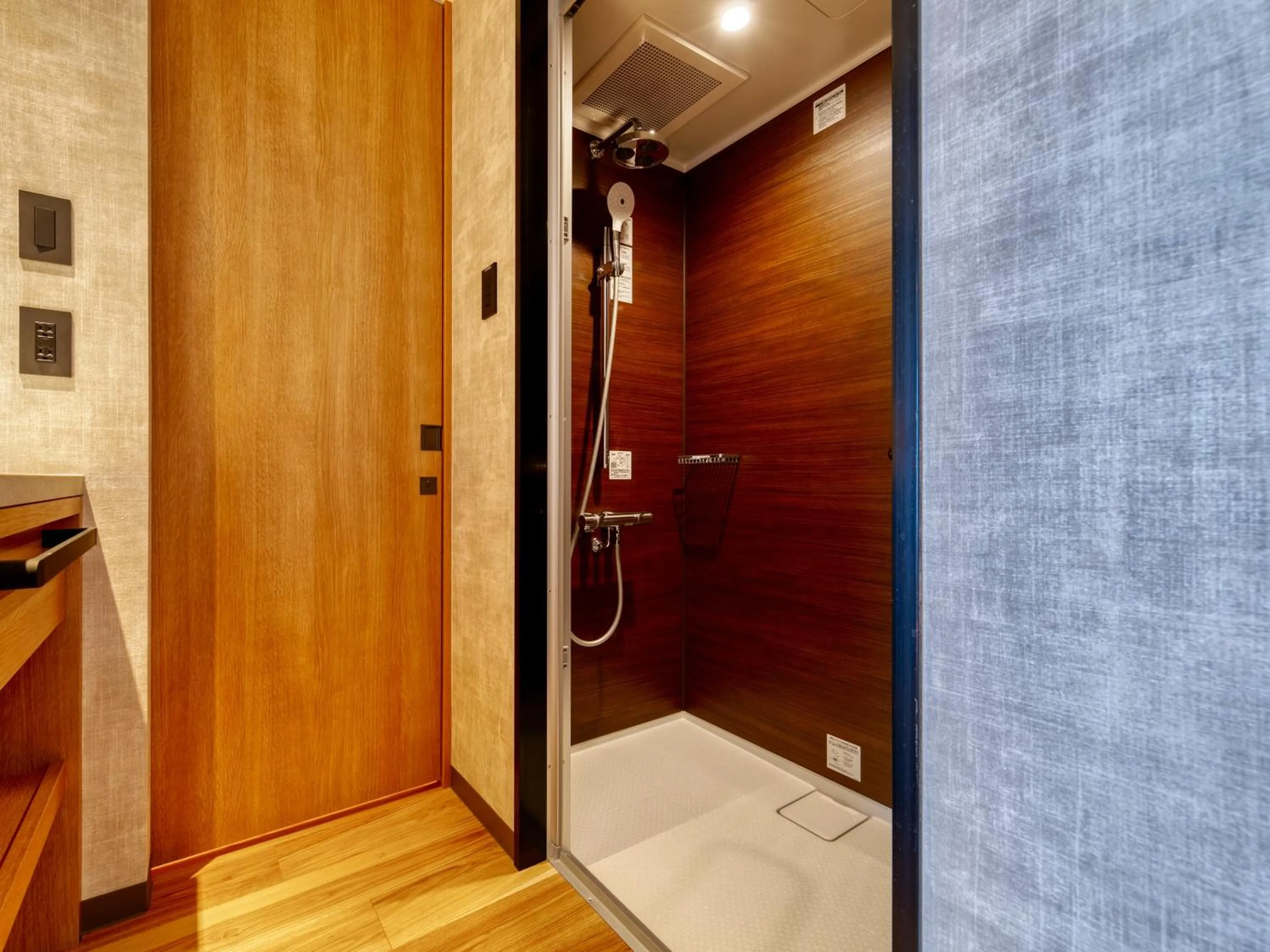 Shower in Umekoji Potel KYOTO