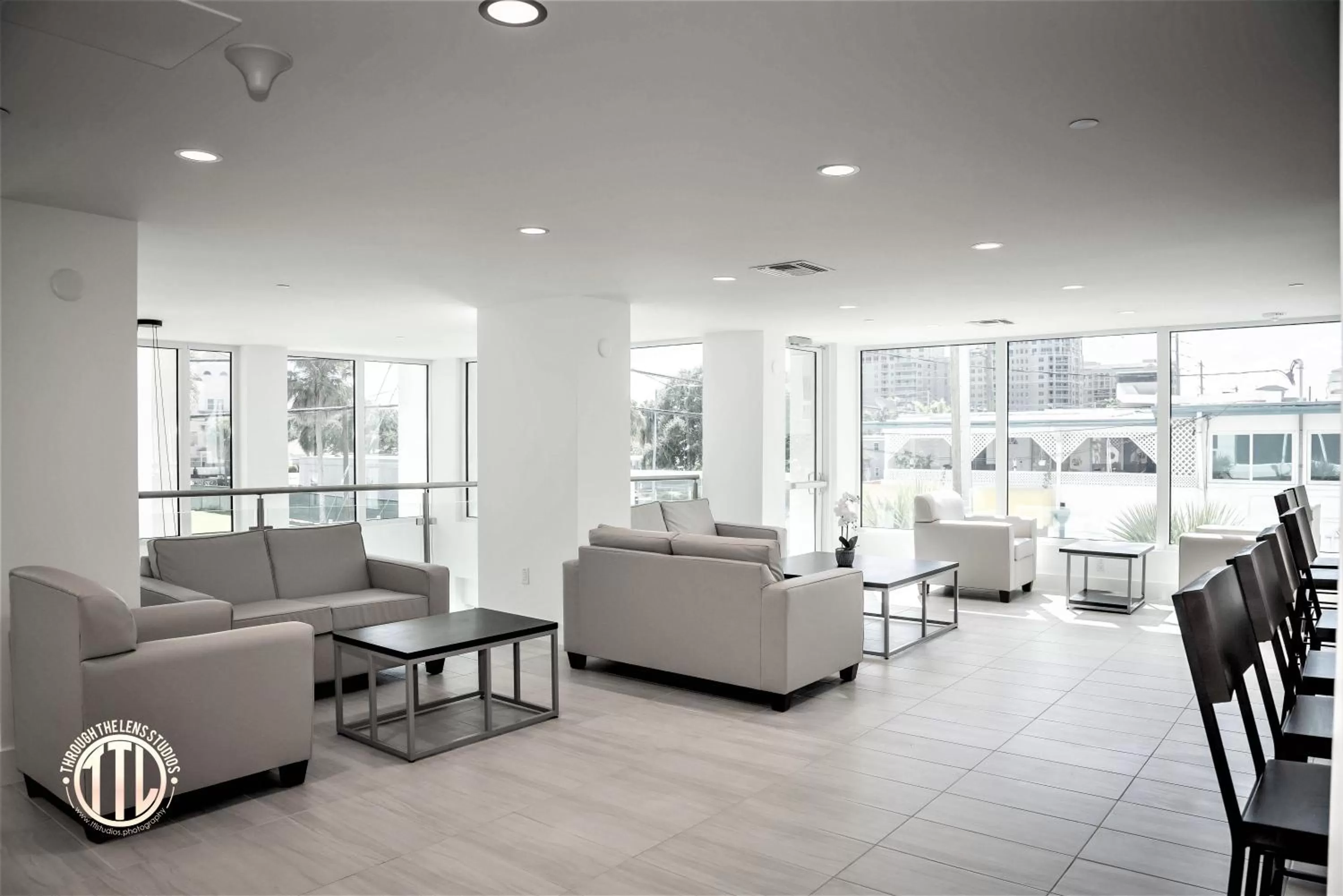 Lobby or reception in The Avalon Club