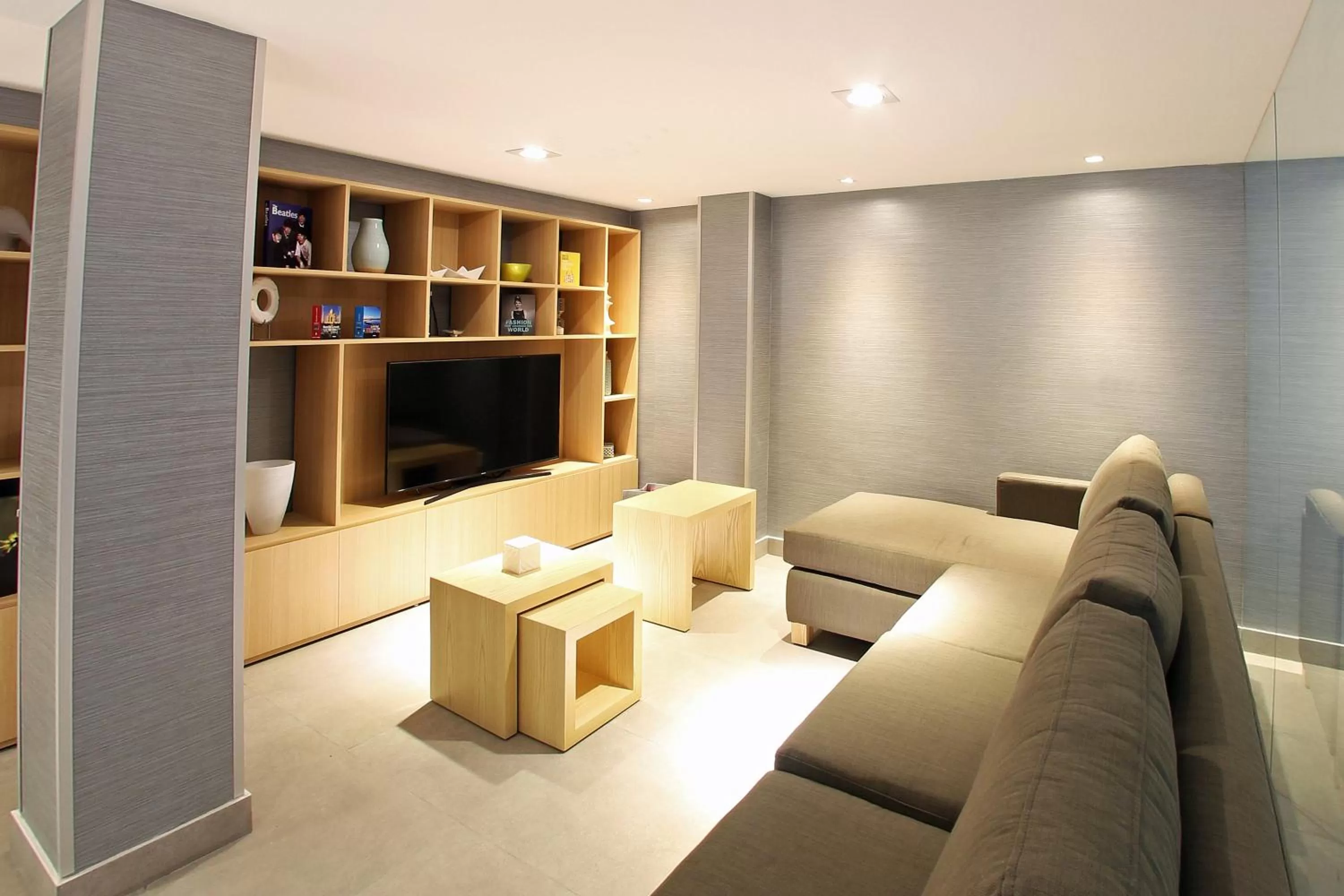 Photo of the whole room in One Cuautitlan