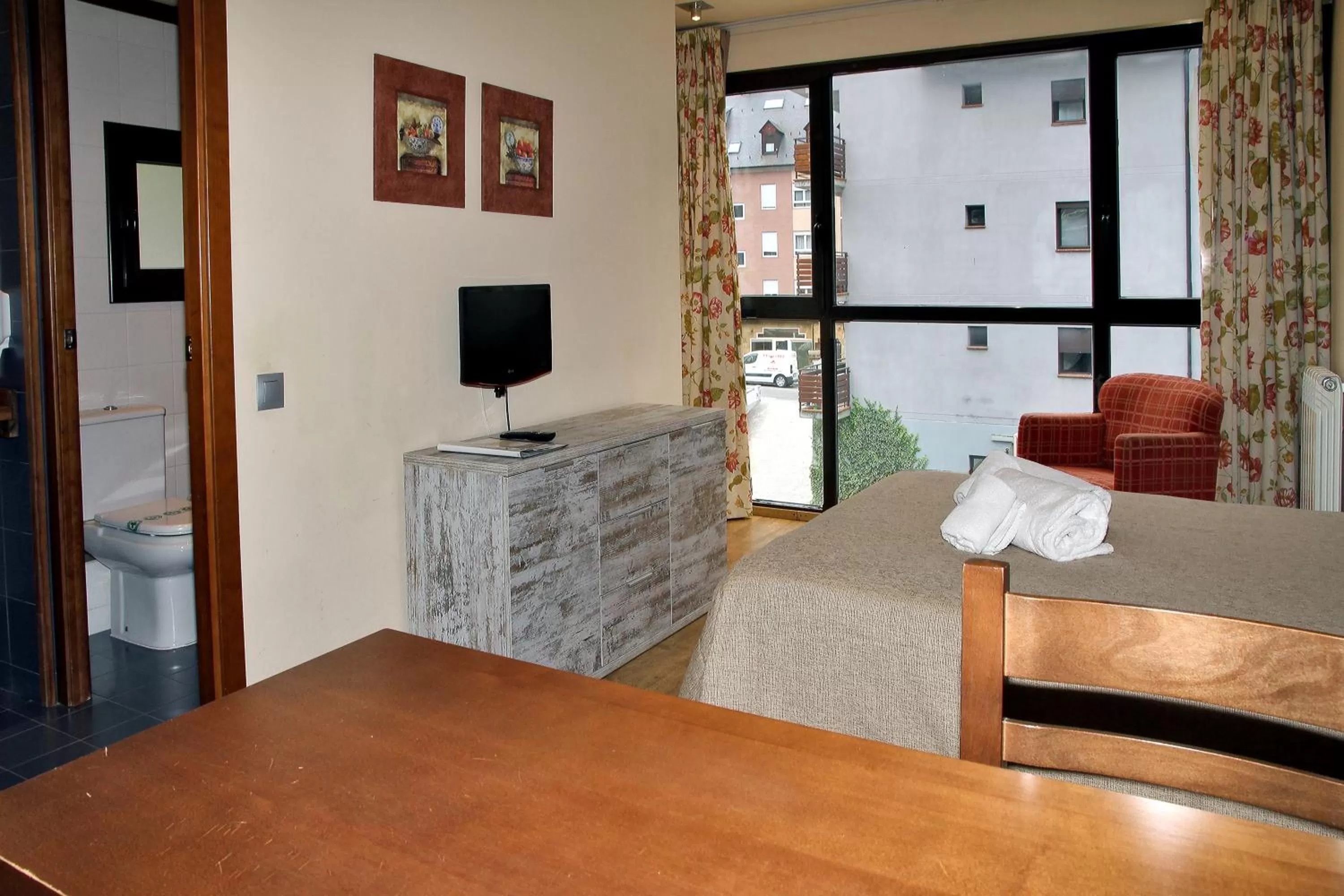 Bed in Aparthotel La Vall Blanca