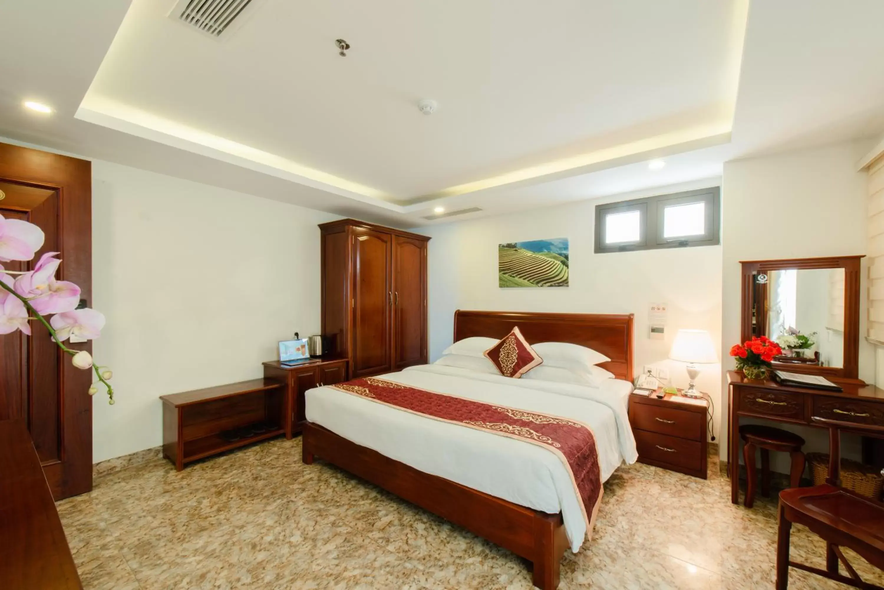 Superior Double or Twin Room with City View in Red Sun Nha Trang Hotel Superior Double or Twin Room with City View in Red Sun Nha Trang Hotel