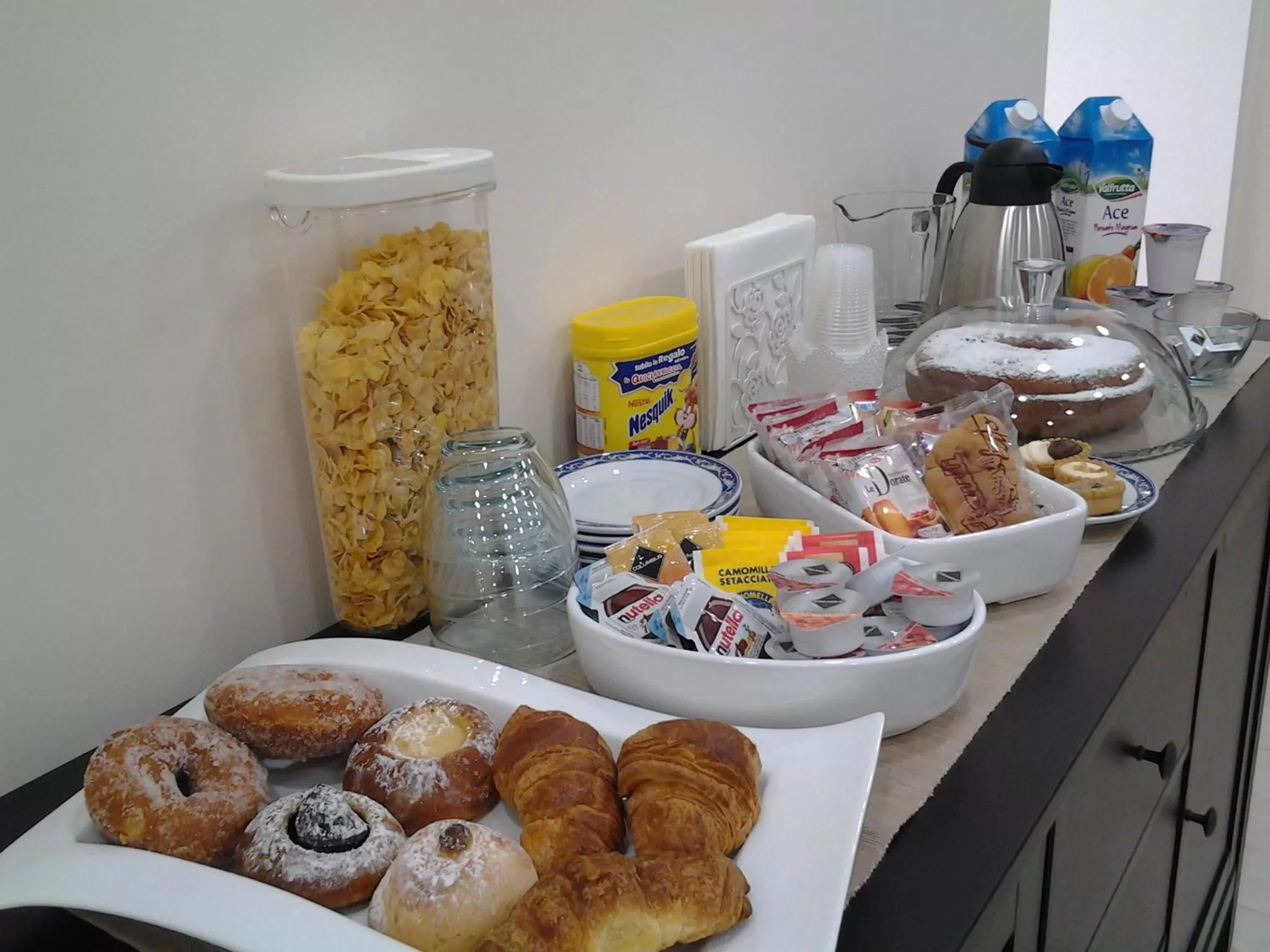 Italian breakfast in B&B Palazzo Tornabene