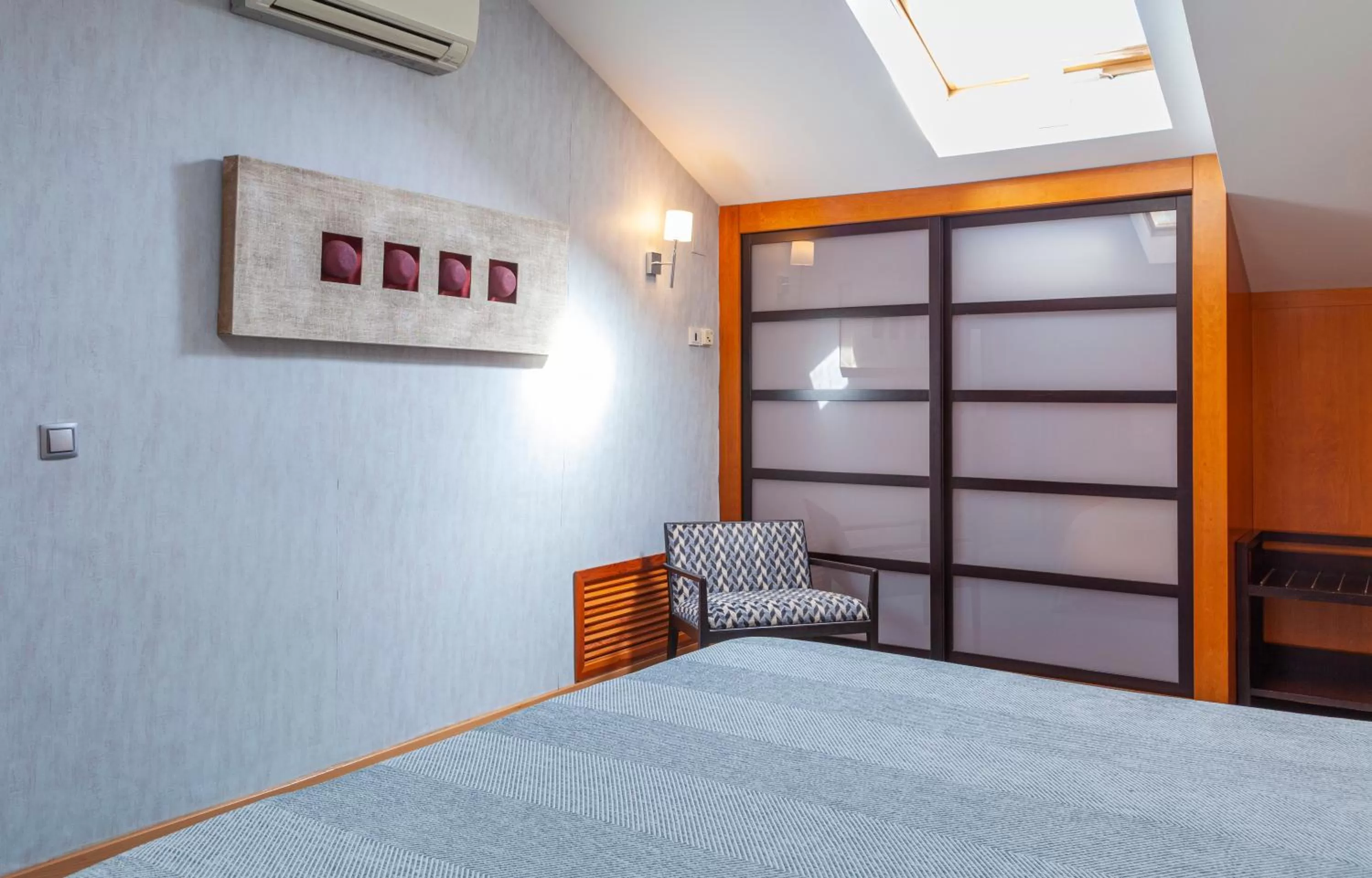 Photo of the whole room, Bed in Hotel Macià Alfaros