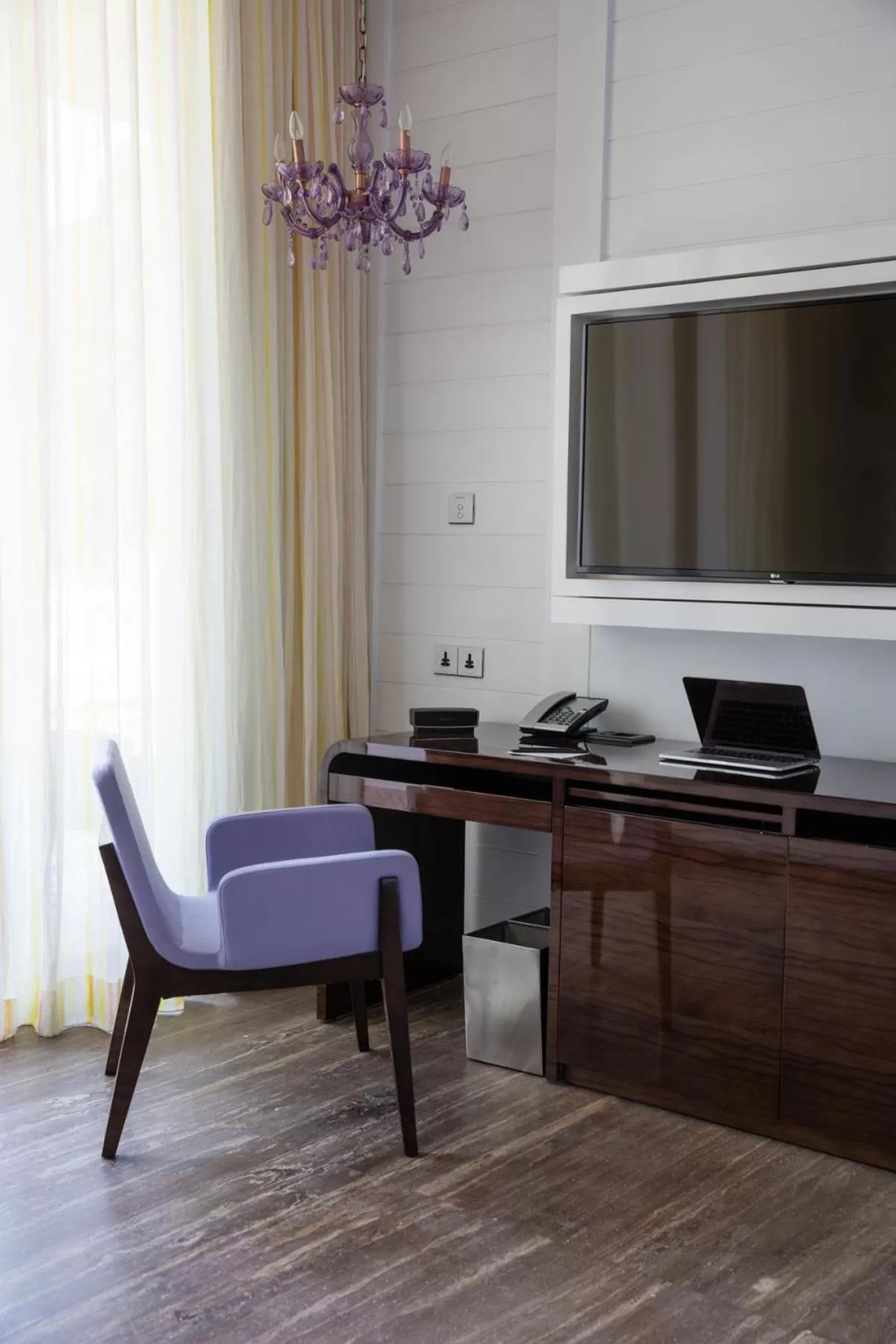 TV and multimedia in W Goa