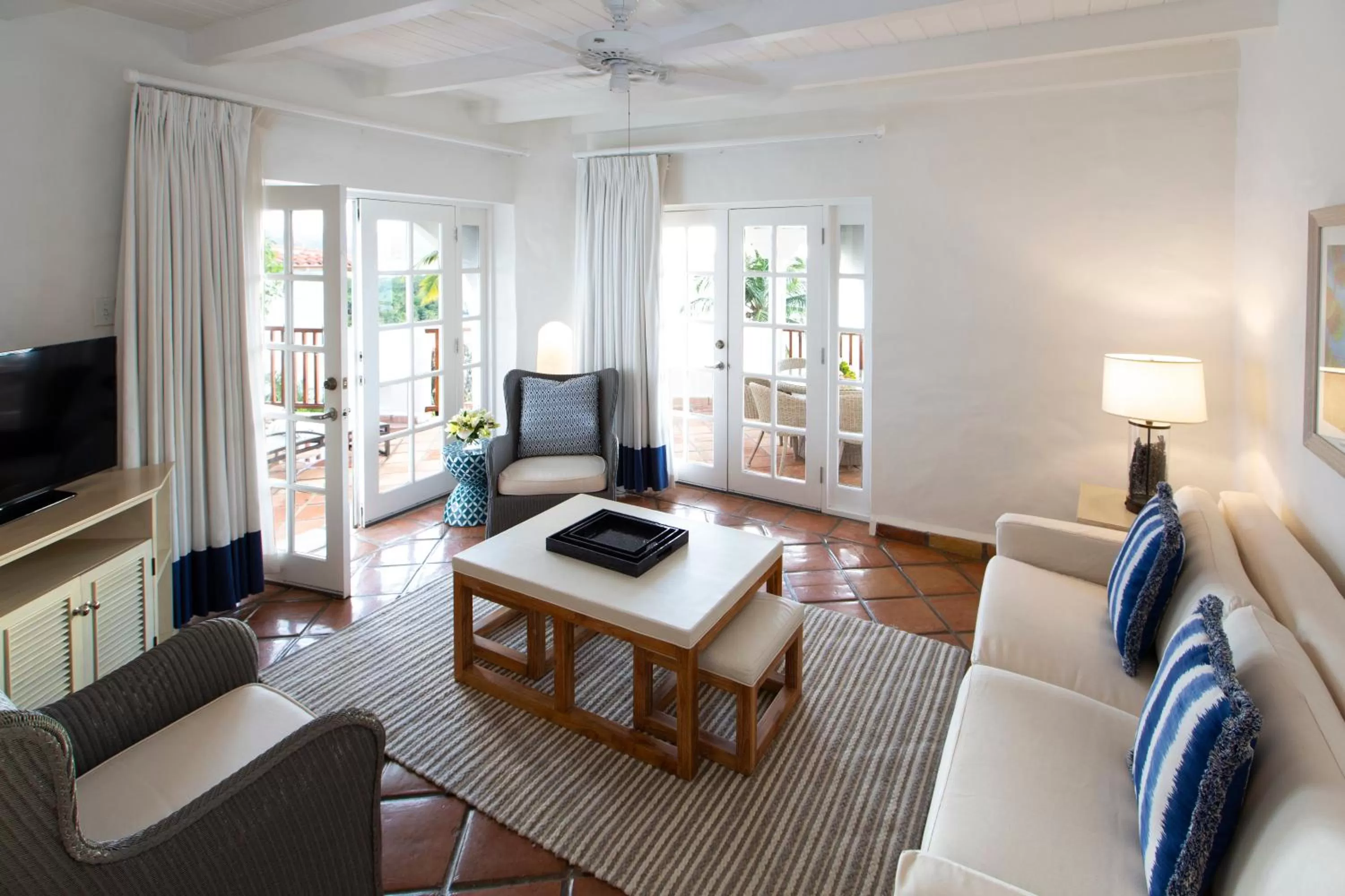 Living room in Windjammer Landing Resort and Residences