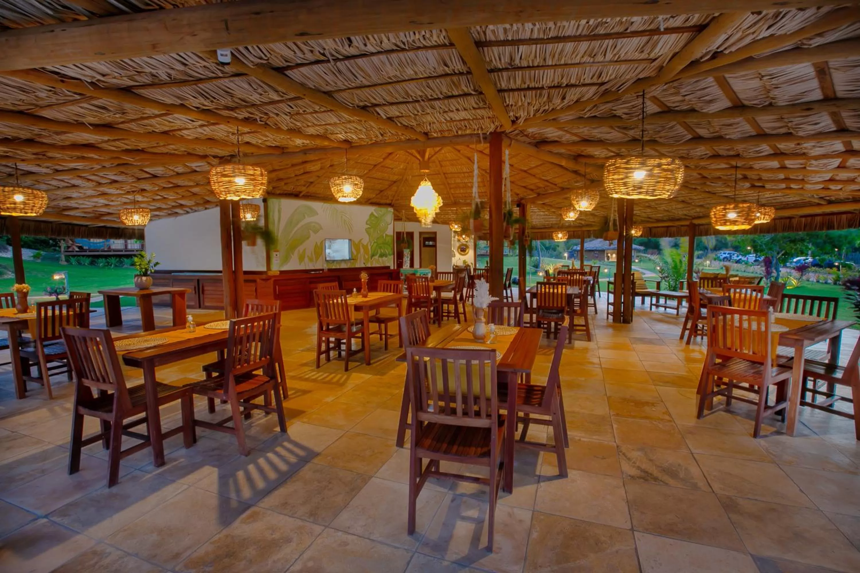 Restaurant/Places to Eat in Kauli Seadi Beach Hotel