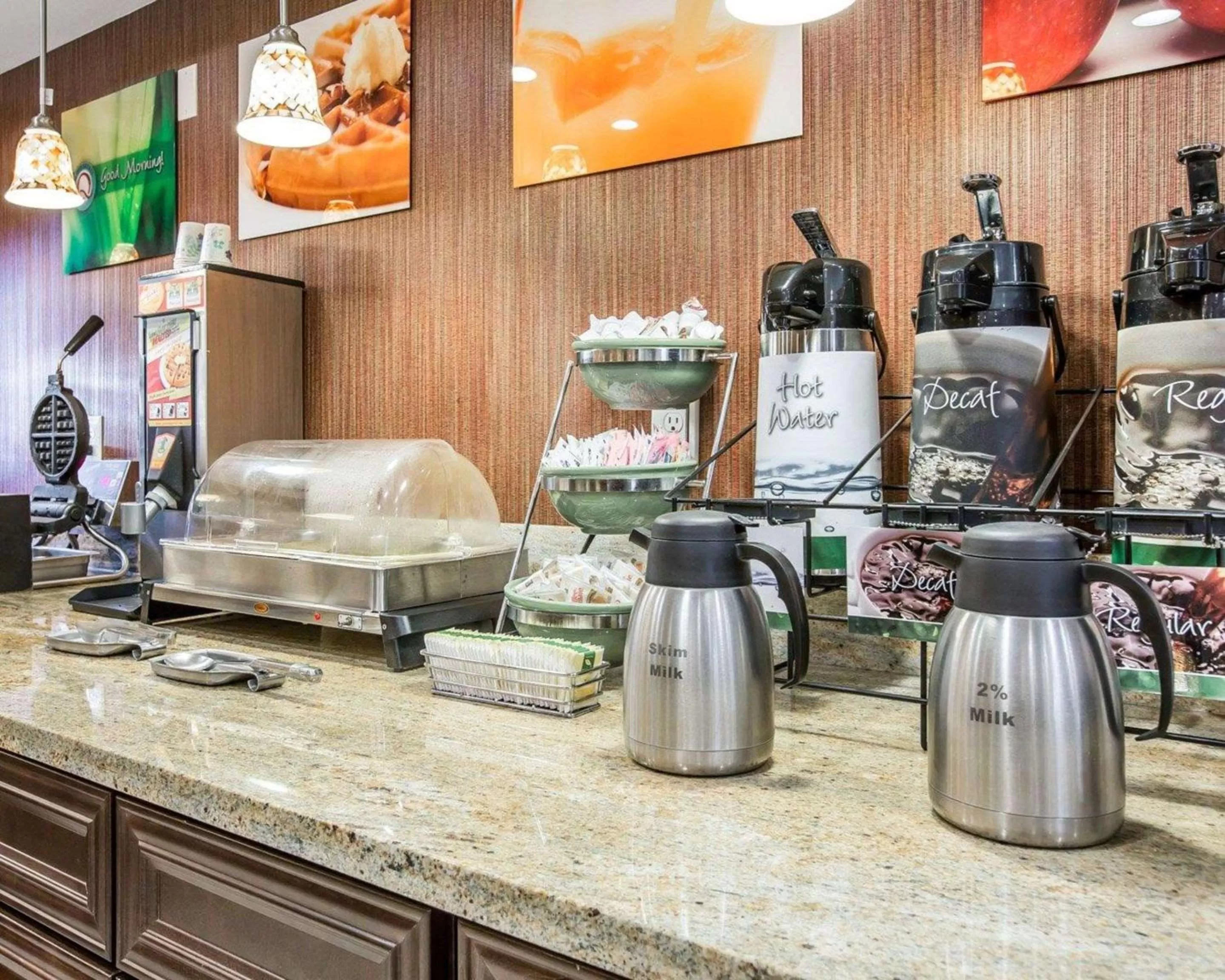 Restaurant/places to eat in Quality Inn & Suites Woodland - Sacramento Airport