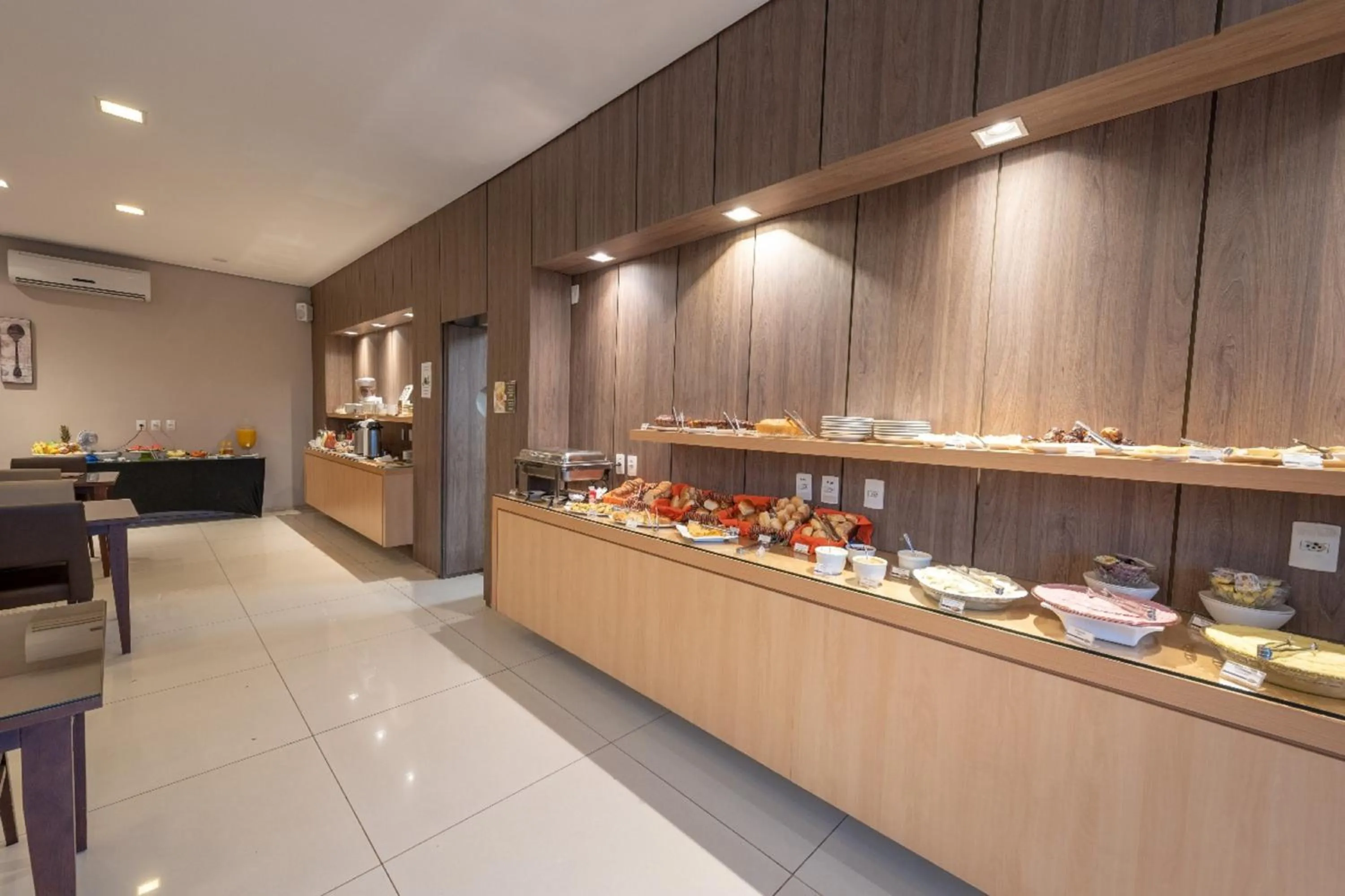 Food and drinks in Class Hotel Alfenas