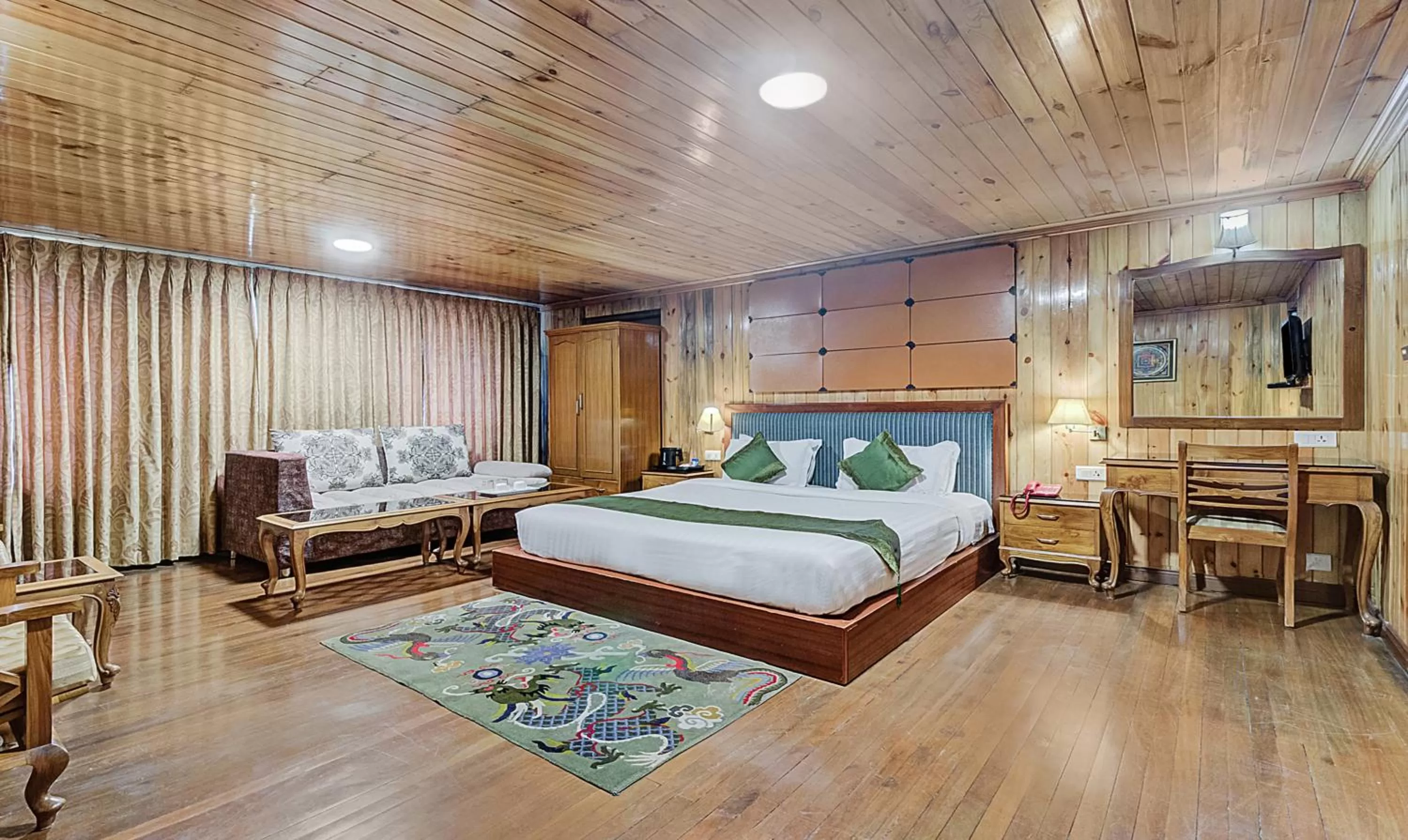 Photo of the whole room, Bed in Dekeling Hotel