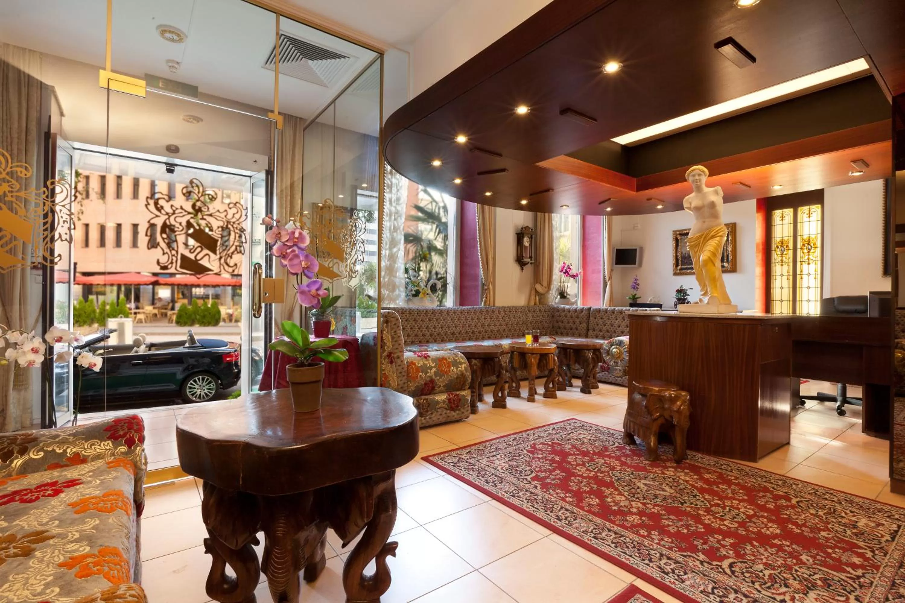 Lobby or reception in Hotel Victoria