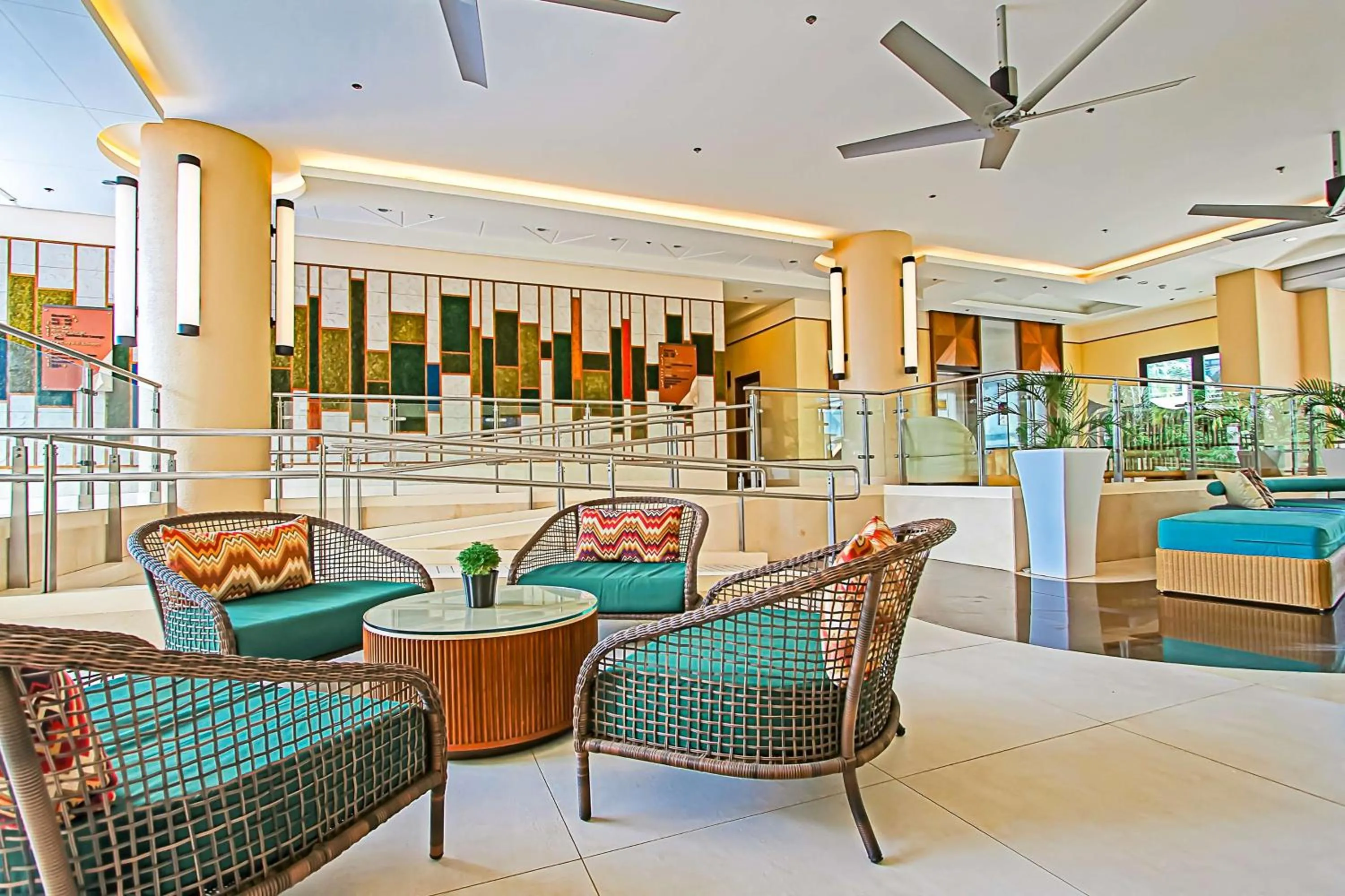 Lobby or reception in Best Western Plus The Ivywall Resort-Panglao