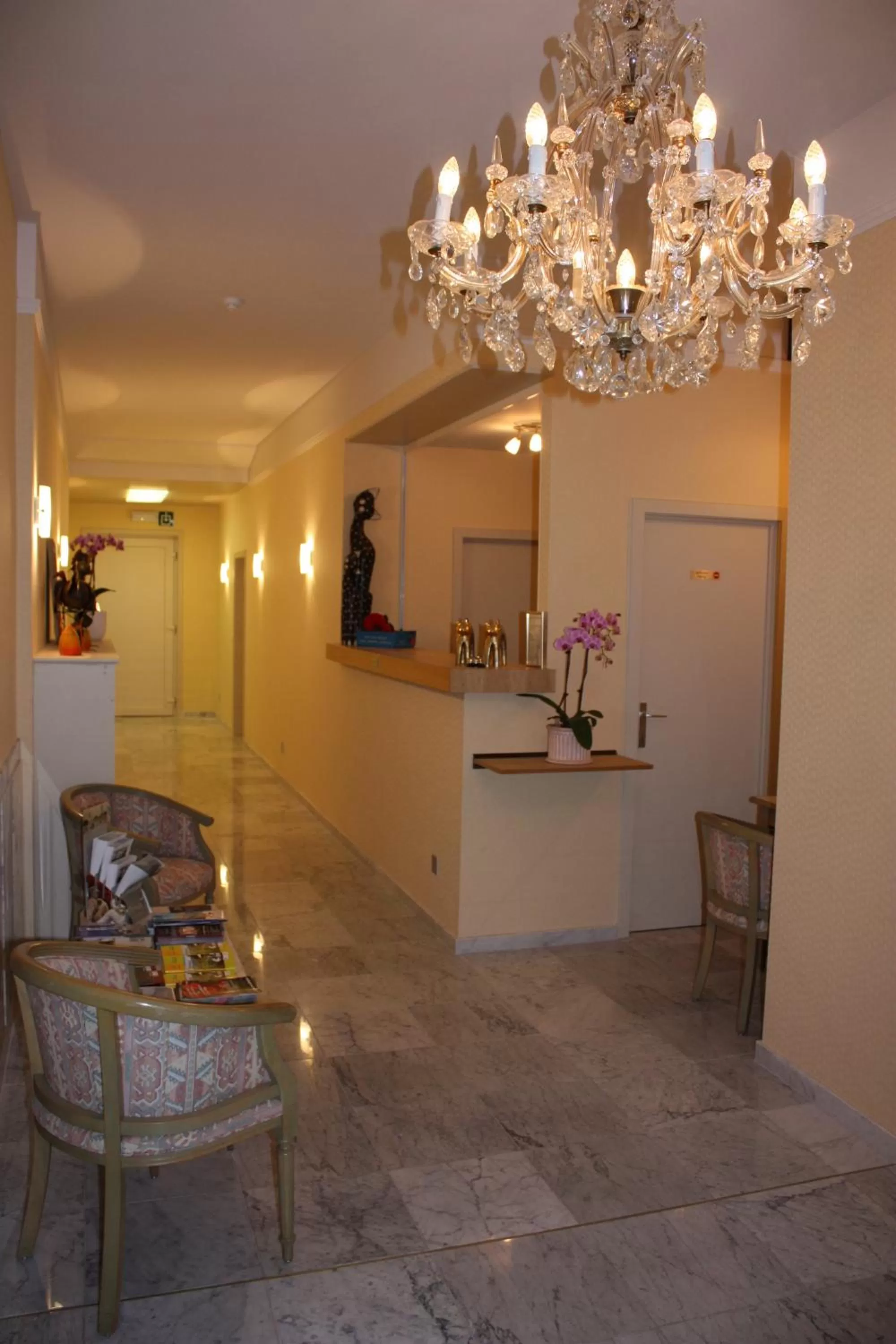 Lobby or reception, Lobby/Reception in Alliance Hotel Ieper Centrum